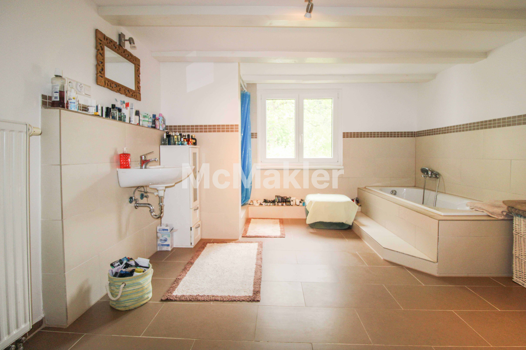 Property view 15