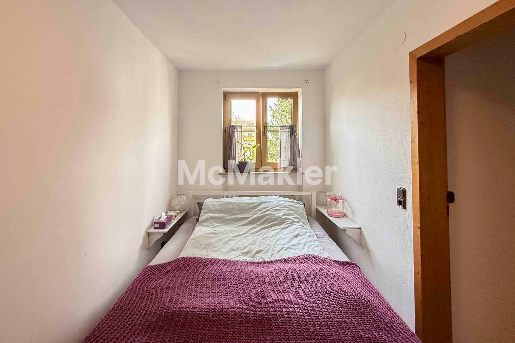 Property view 16