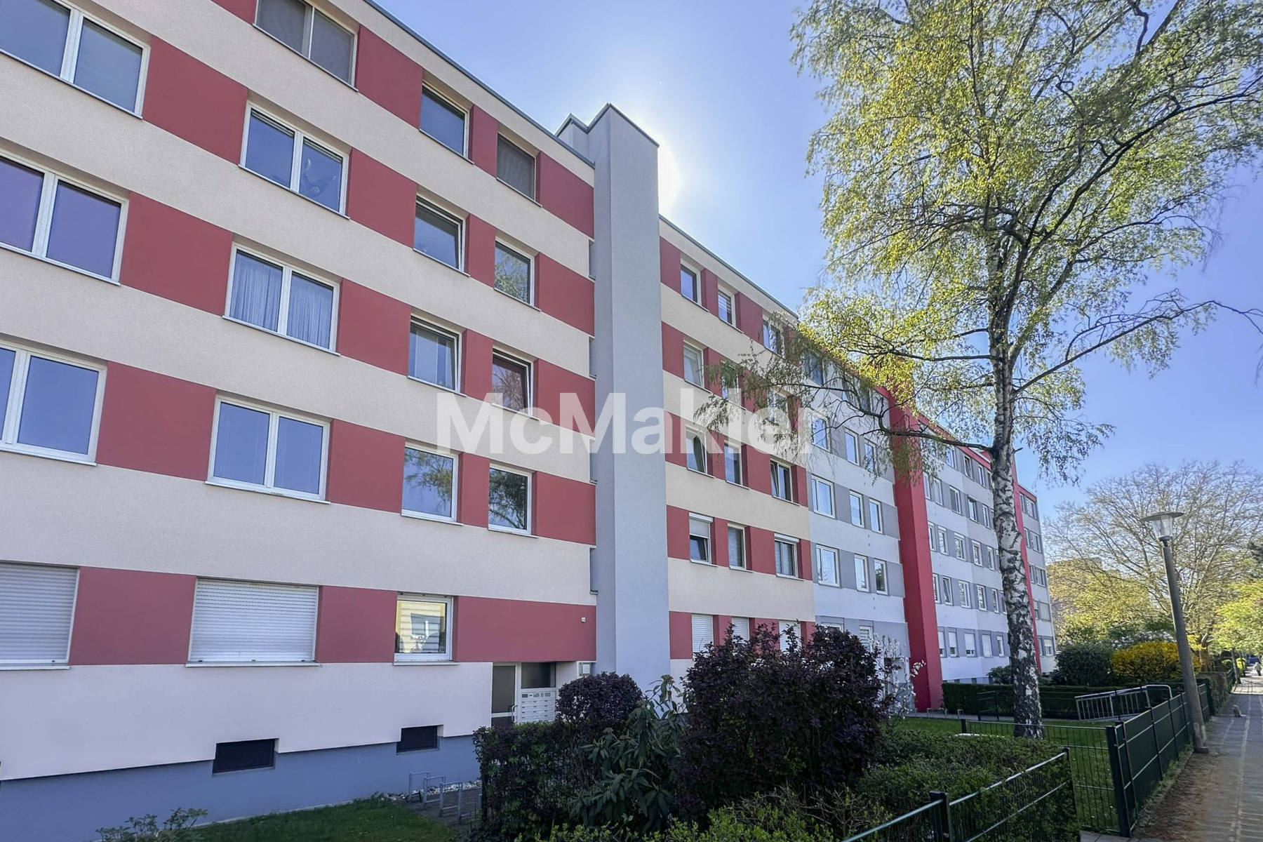 Frei ab 01.07.26 – 2-Zimmerwohnung in ruhiger Toplage im Nürnberger Stadtteil Marienberg