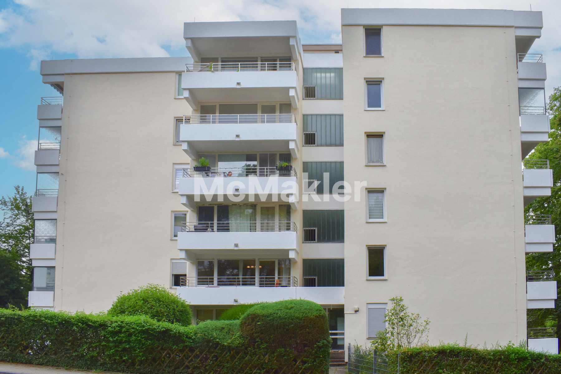 Modern wohnen in Heidelberg-Boxberg – 3 Zimmer, 92 m², Aufzug, 2 Bäder und Loggia mit Fernblick