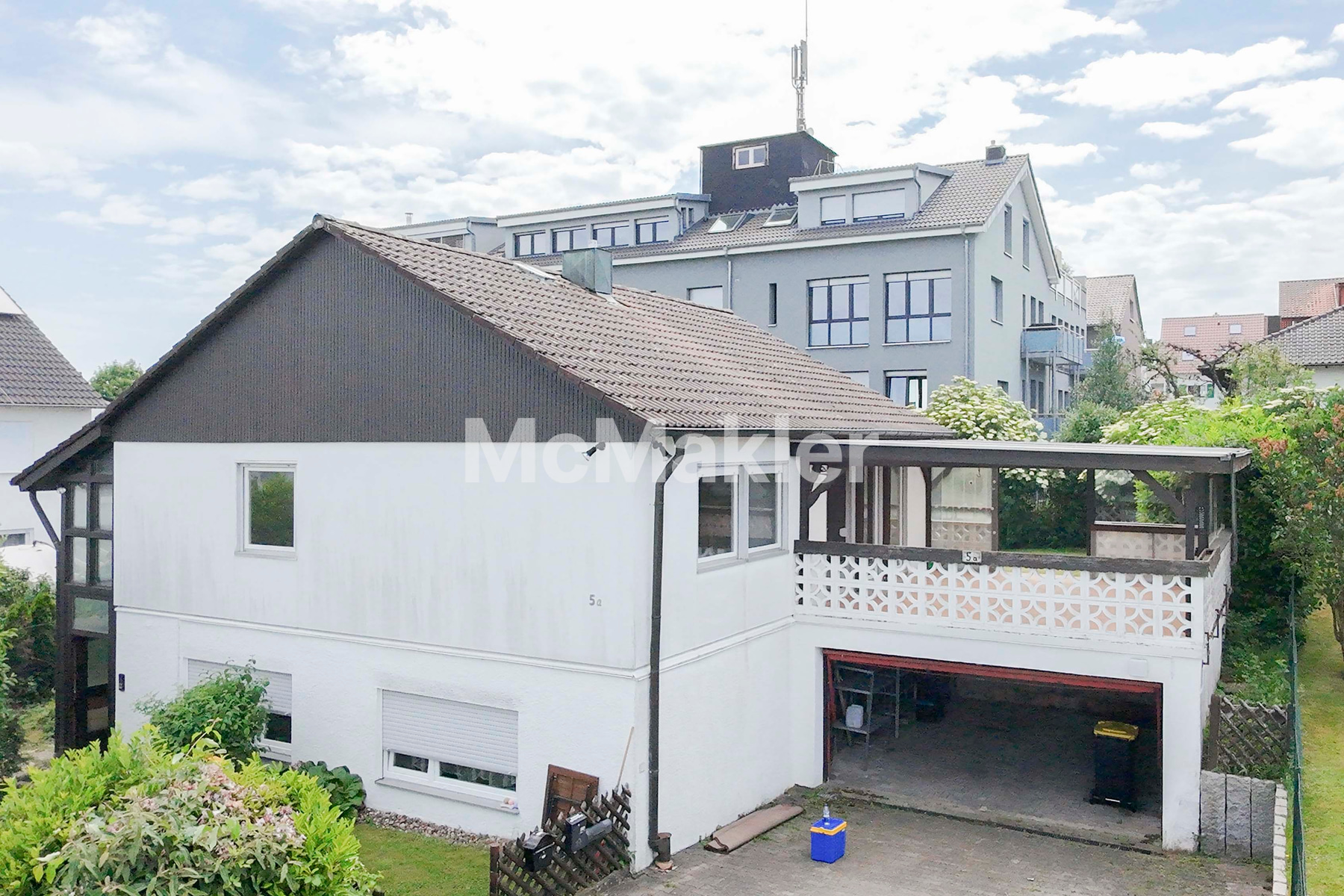 Ein Haus voller Möglichkeiten – freistehendes OKAL-Haus mit Einliegerwohnung und großem Grundstück