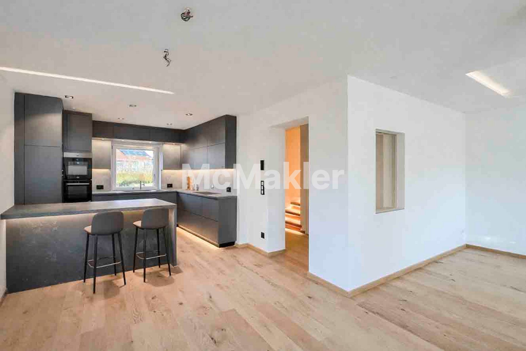 Property view 11