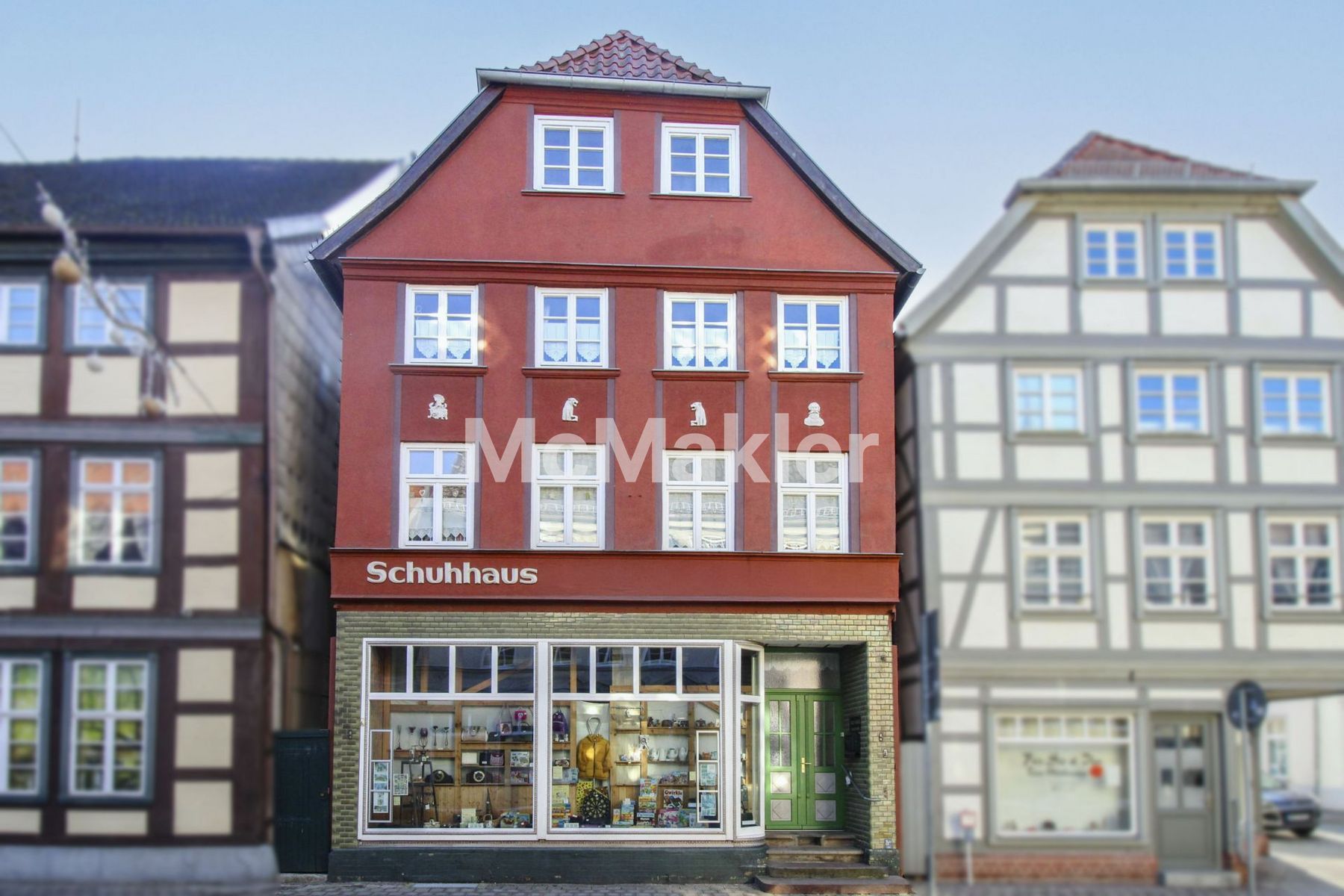 Ideal für Handwerker und Kreative: Historischer Platzgigant in Grabower Altstadt mit Eldezugang