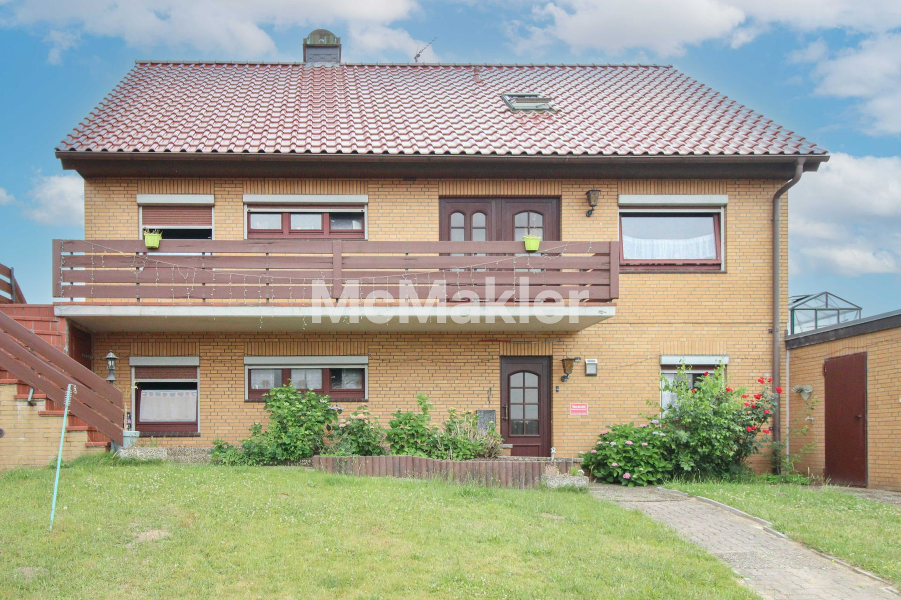 Teil-Saniertes Einfamilienhaus mit Einliegerwohnung in Nehmten-Bredenbek auch für Mehrgenerationen