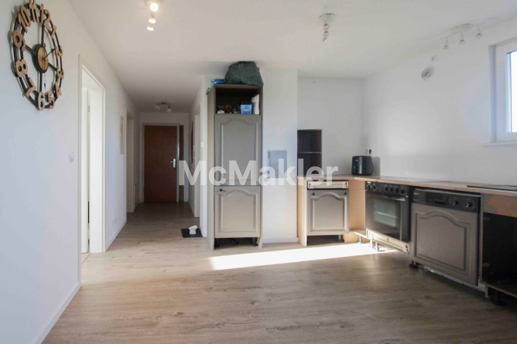 Property view 17