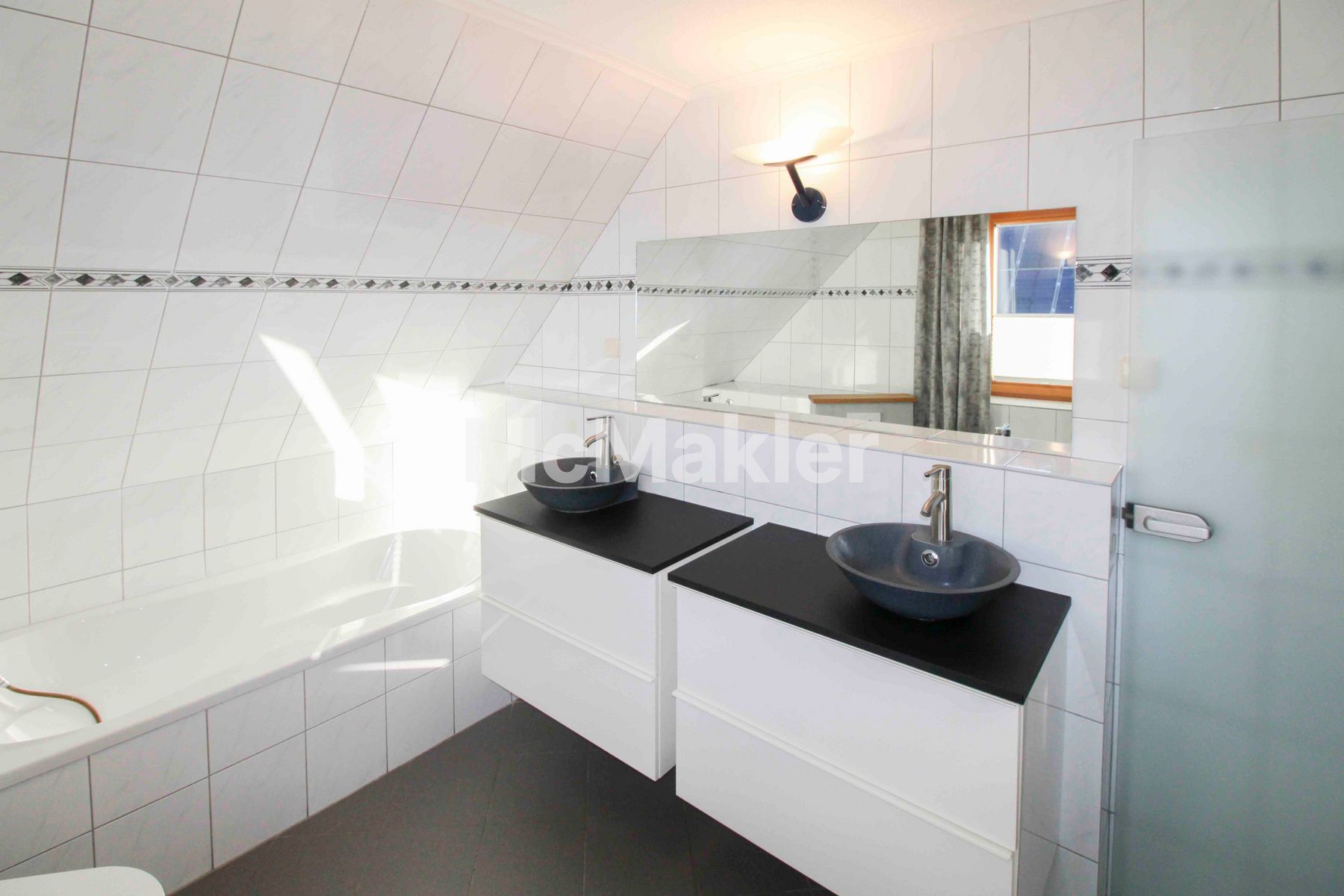 Property view 10