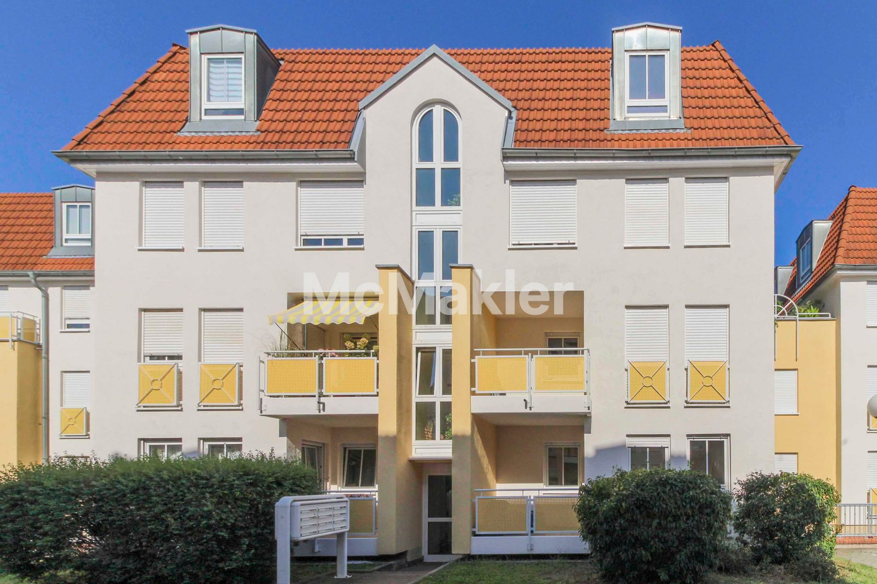 Bezugsfreie Wohnung in Laubegast mit Balkon und Tiefgaragenstellplatz