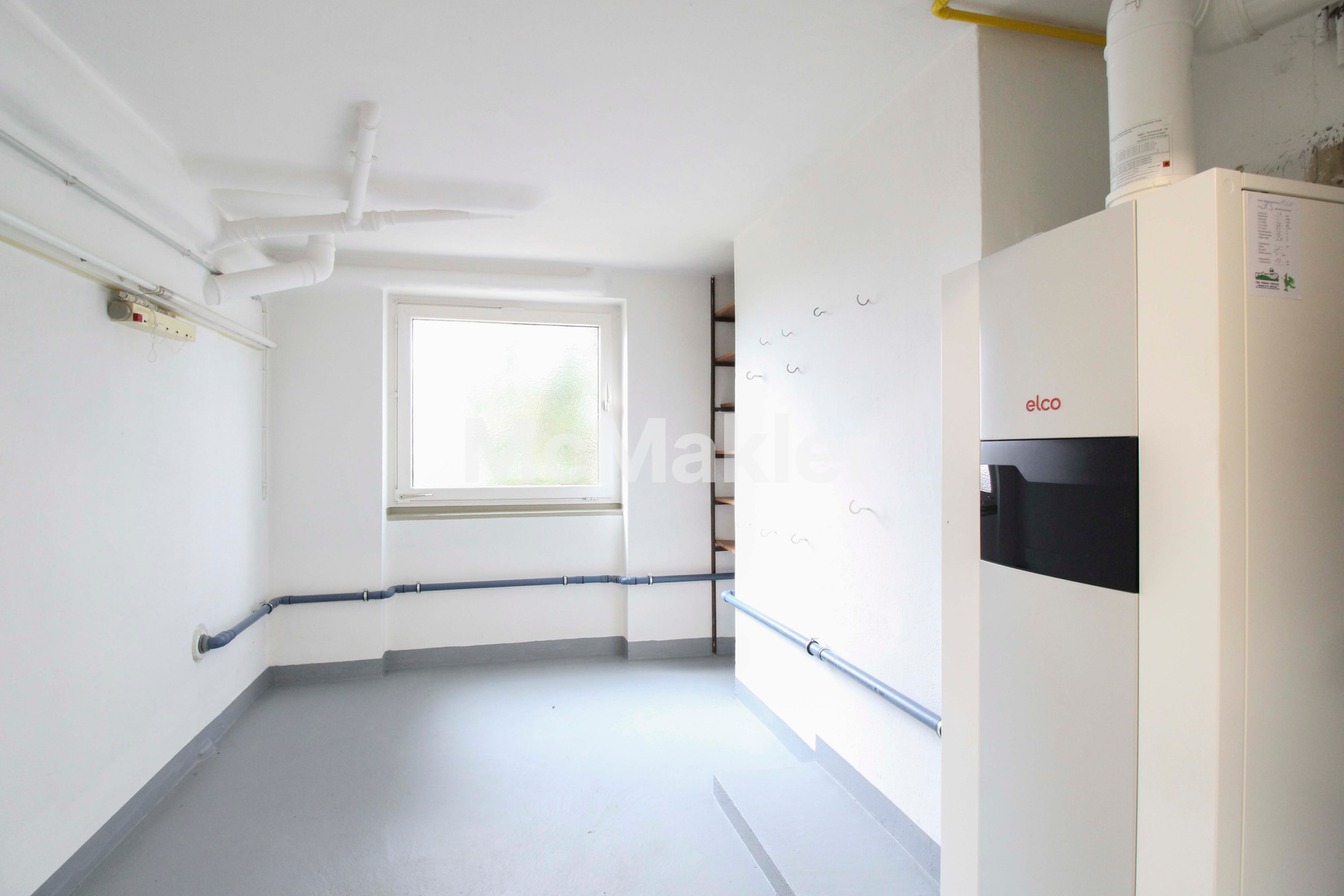 Property view 13