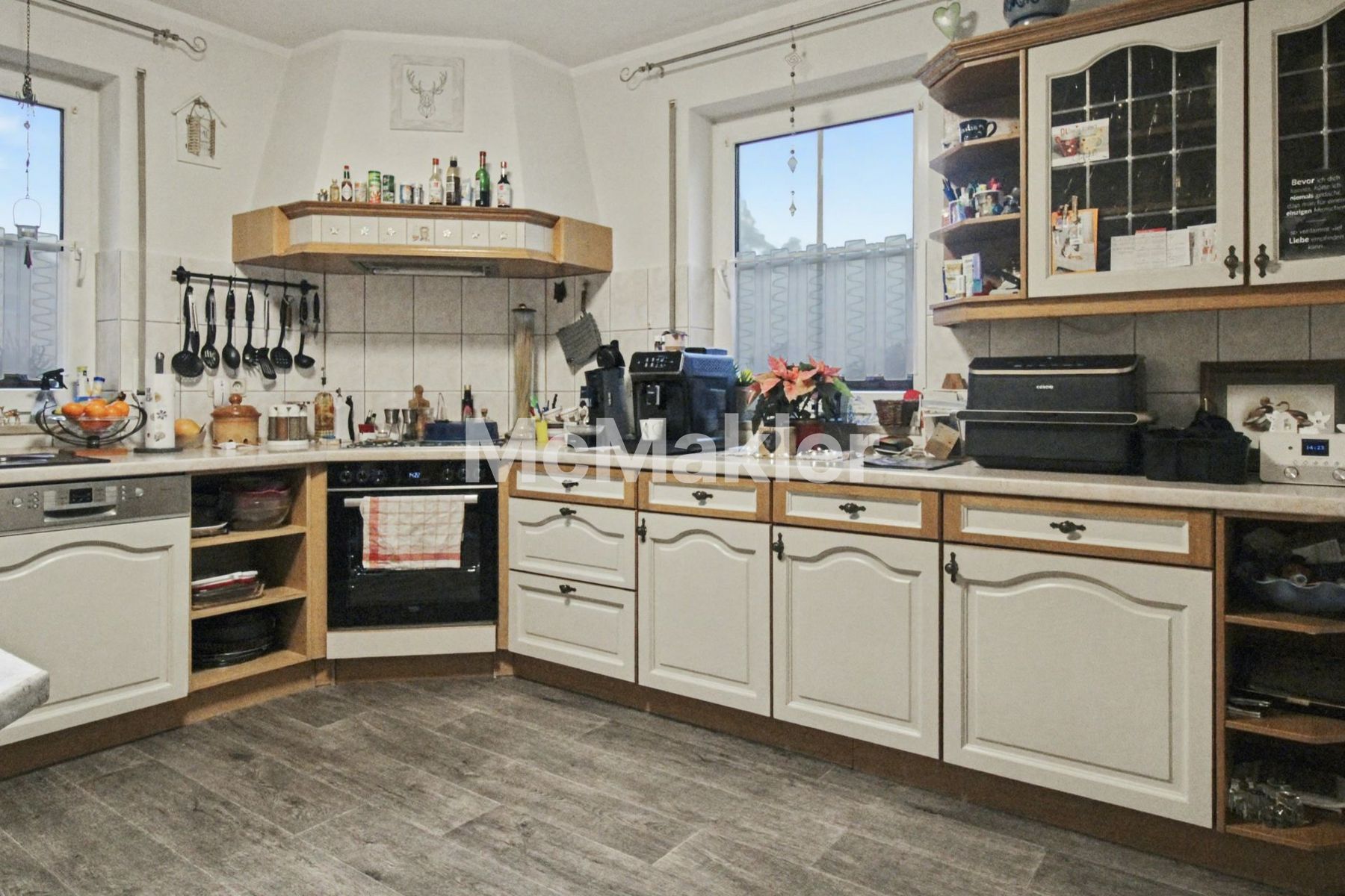 Property view 13