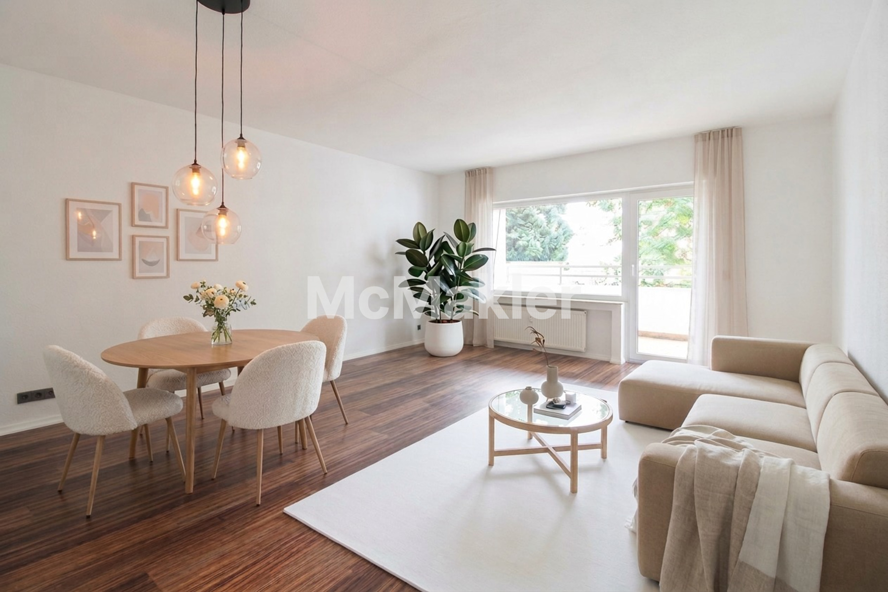 gepflegte 3 Zimmer Wohnung mit Balkon und Garage