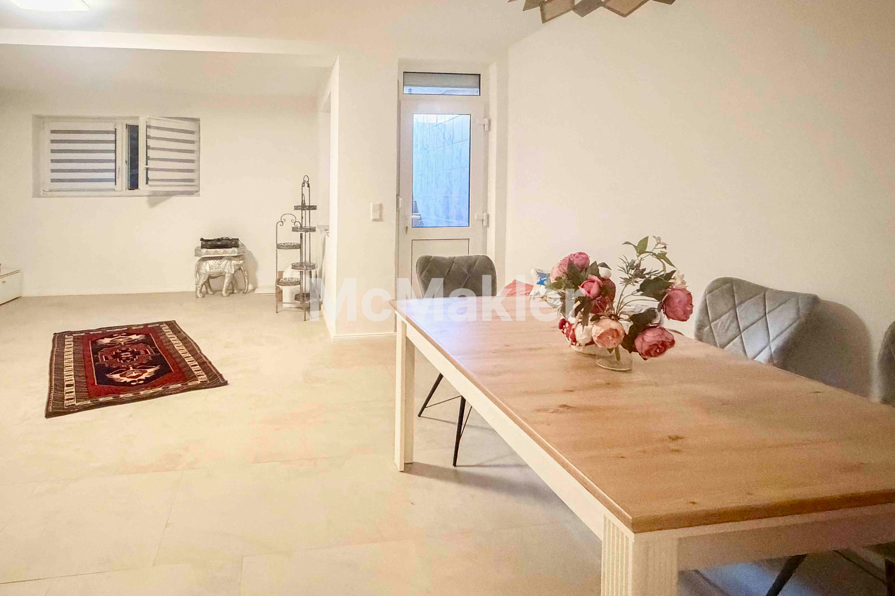 Property view 12