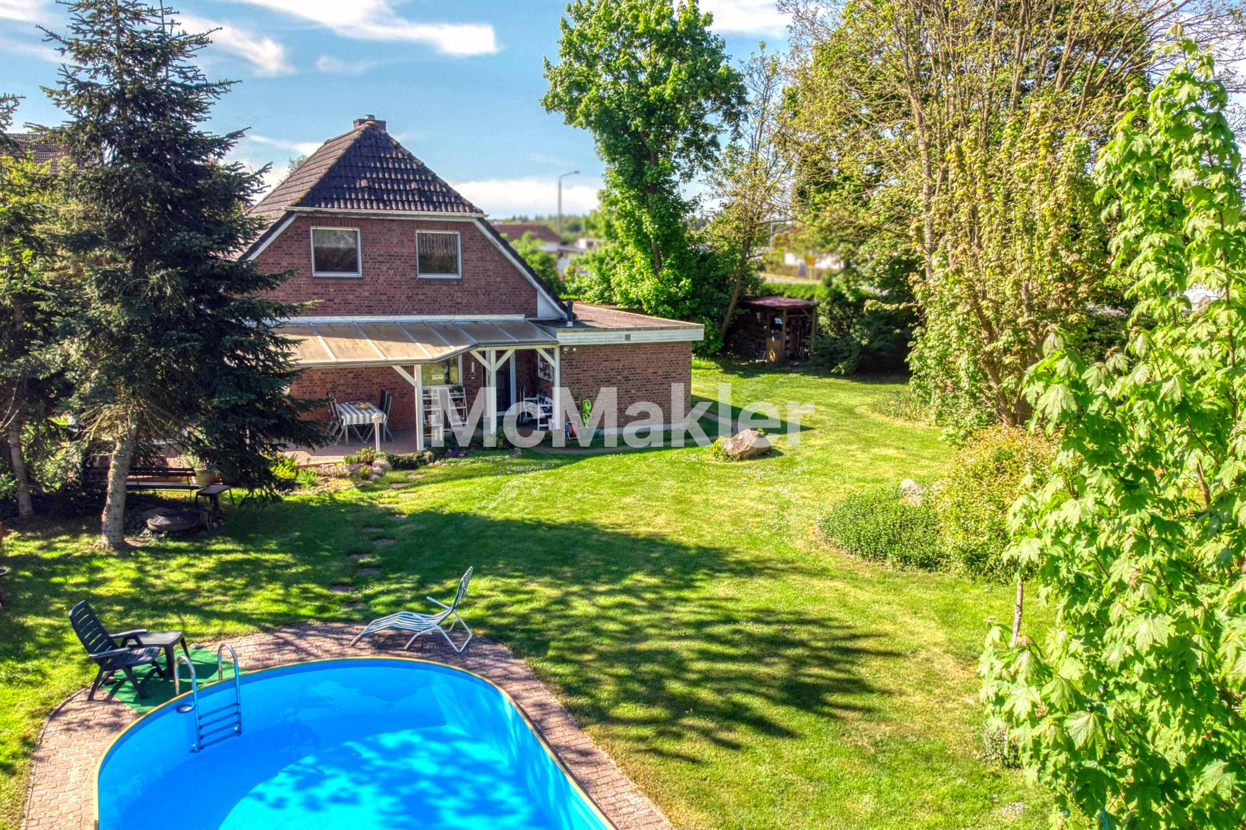 Familienidyll mit Garten in Vorstadtlage