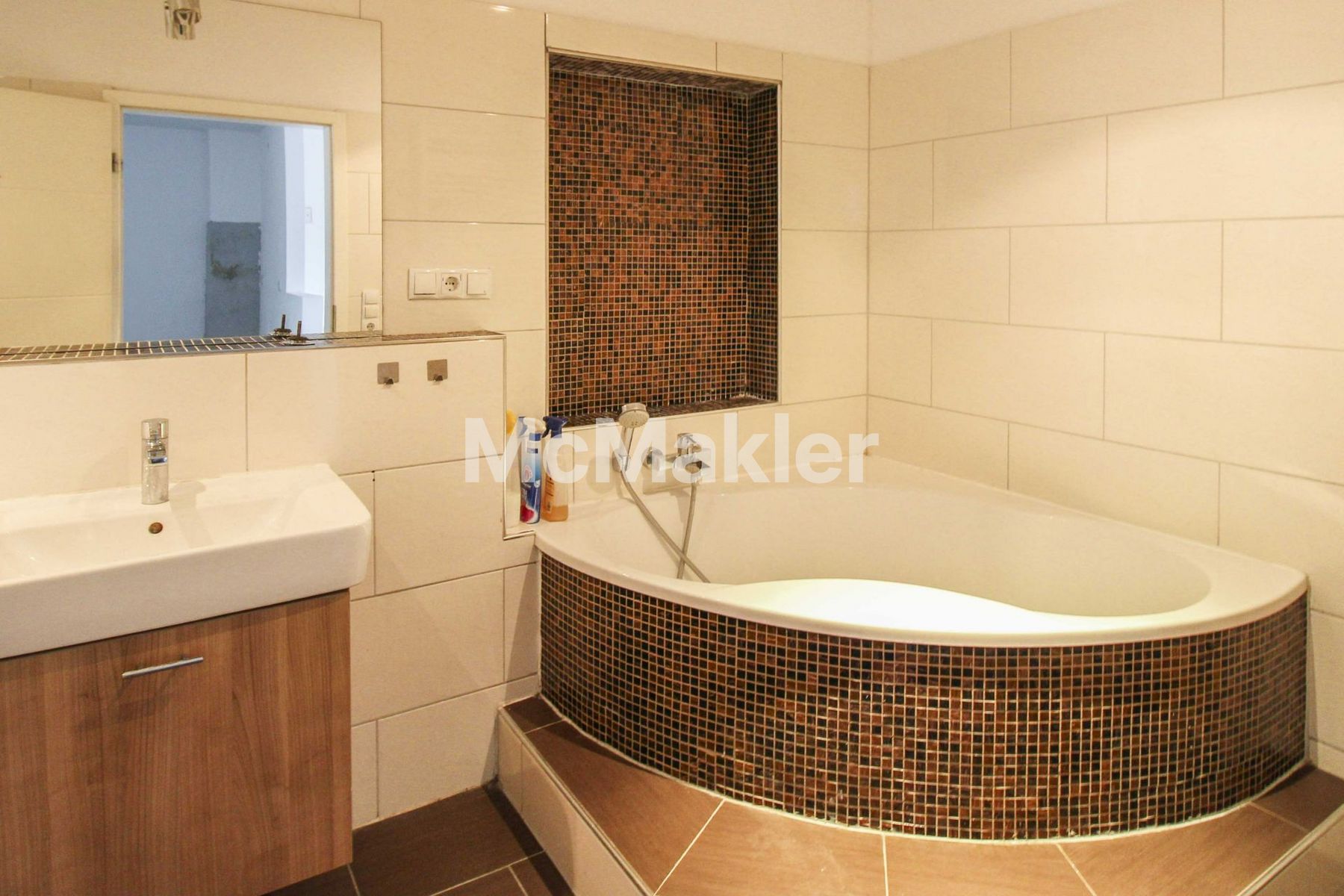 Property view 11