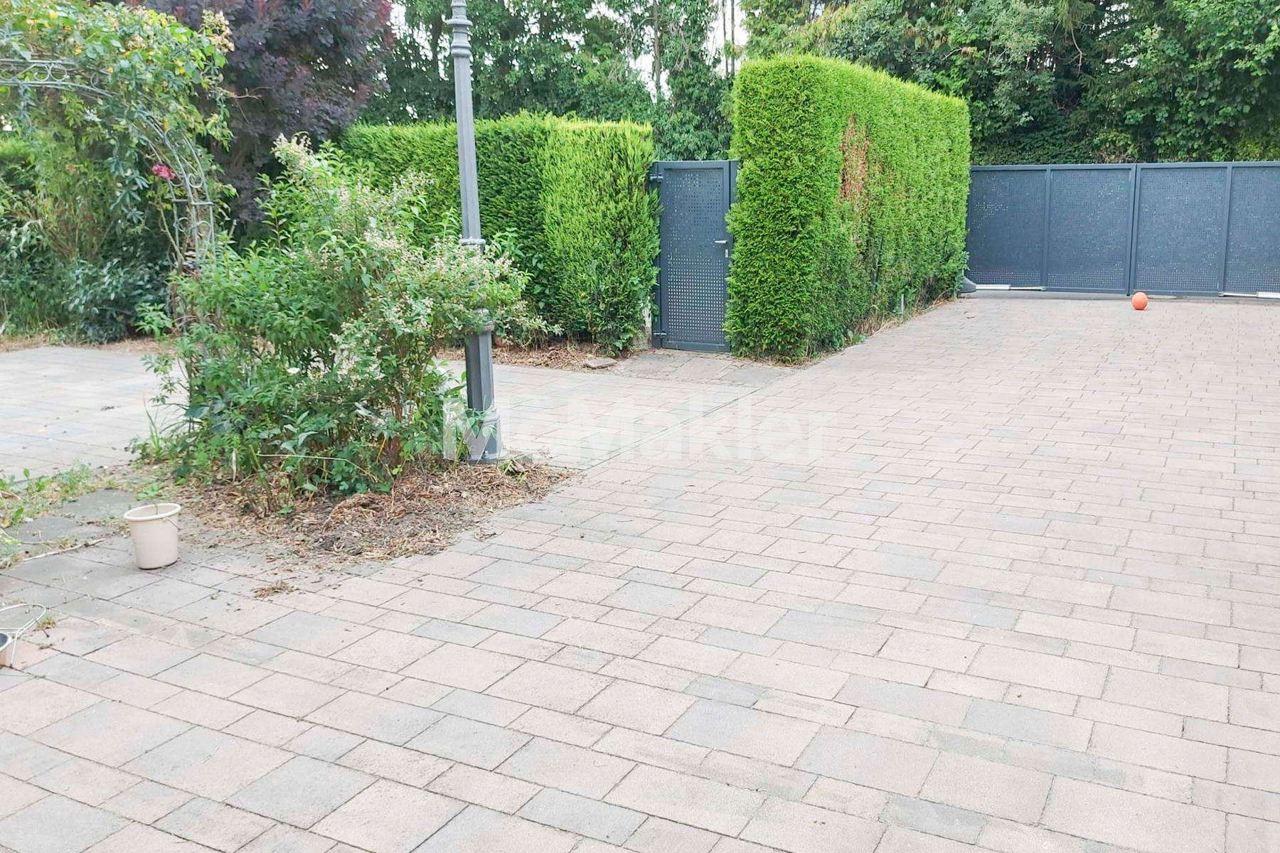Property view 11