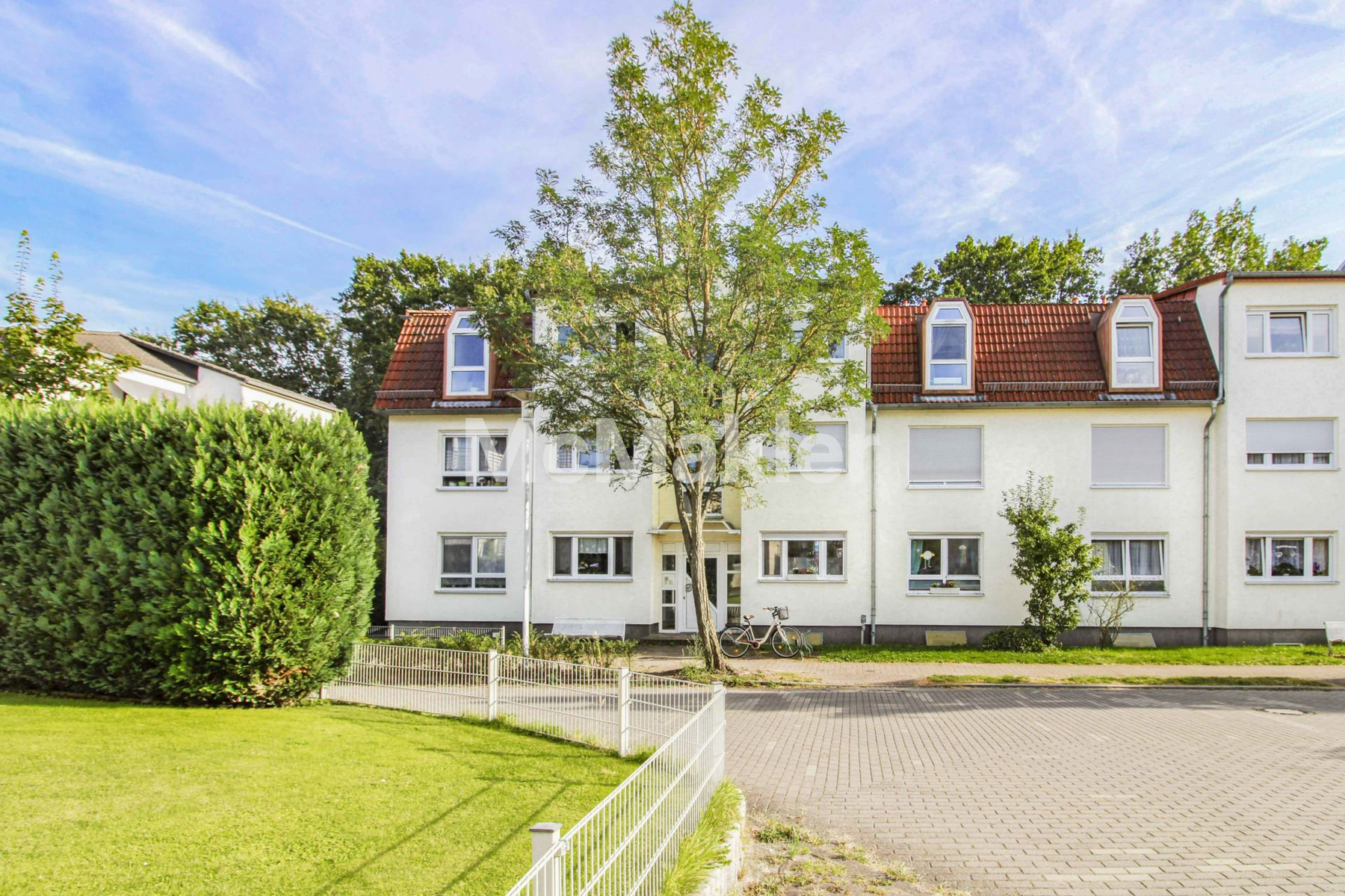 Wird bezugsfrei: Moderne 3-Zimmer-Wohnung mit Balkon und Tiefgaragenstellplatz
