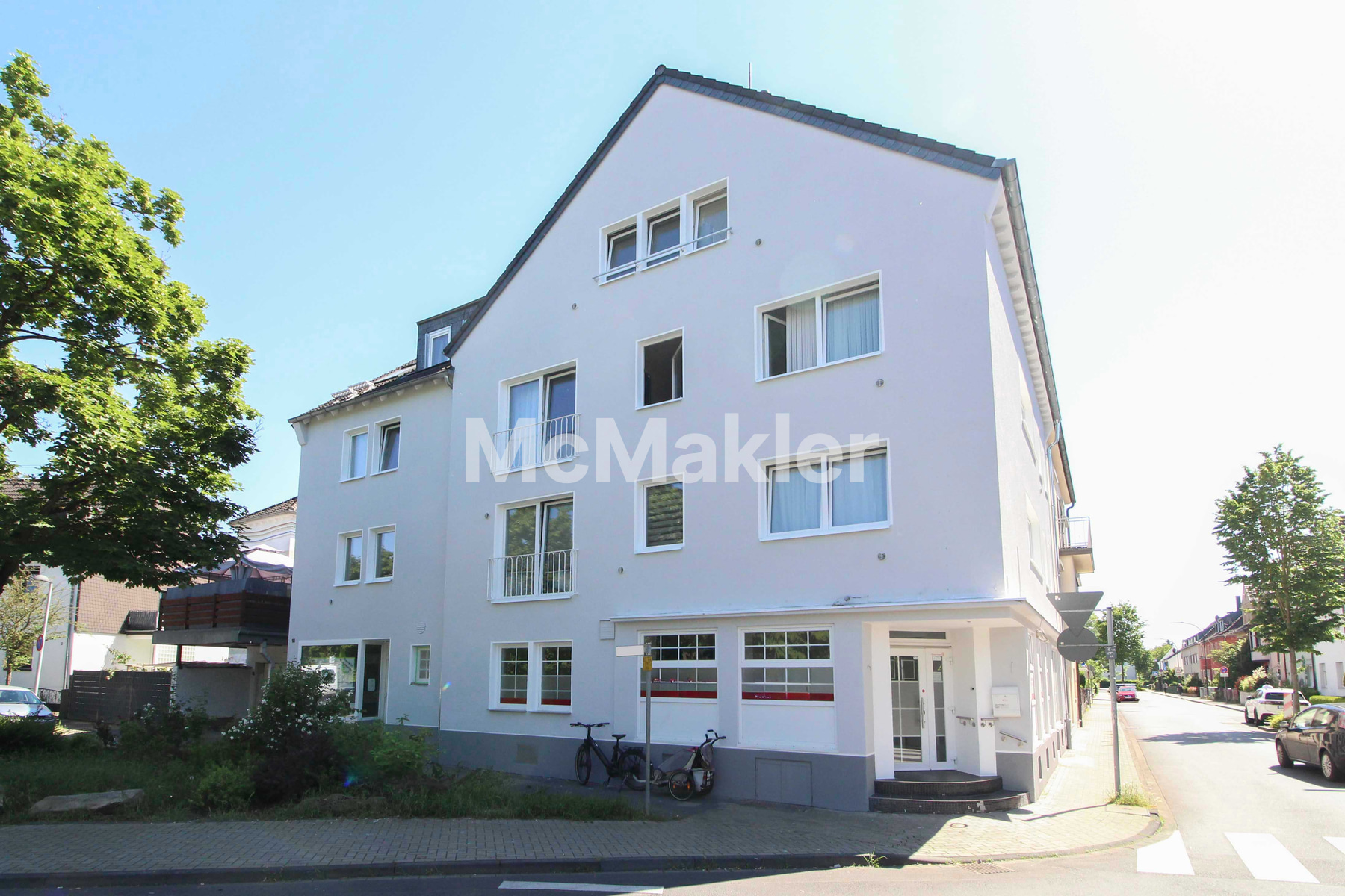 Gepflegtes, voll vermietetes Wohn- und Geschäftshaus in attraktiver Lage von Troisdorf