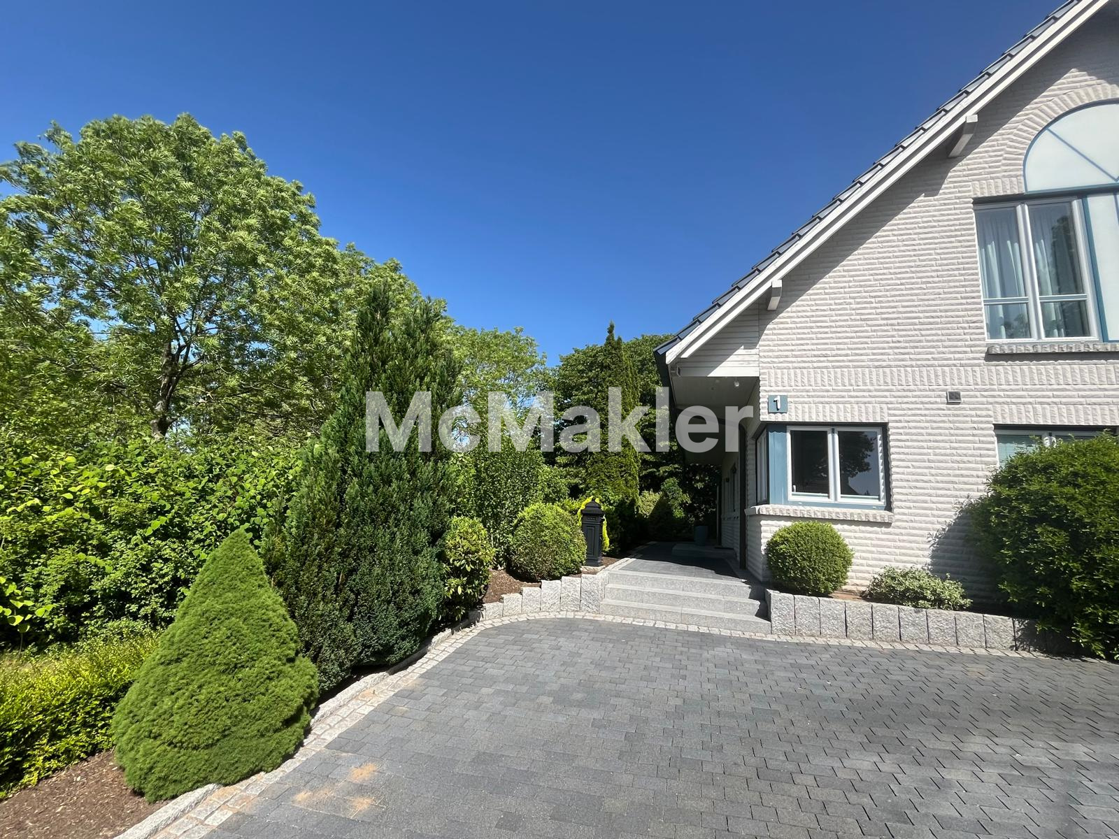 Property view 22