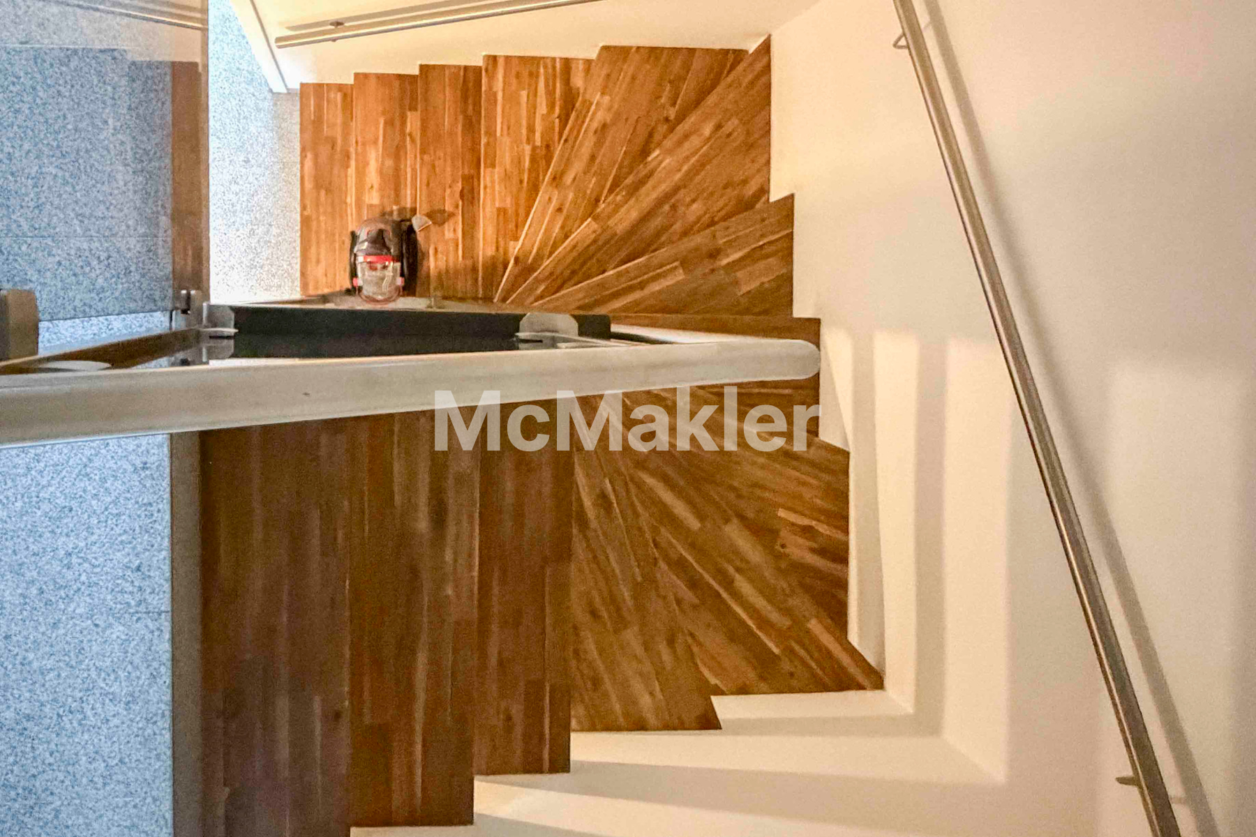 Property view 10