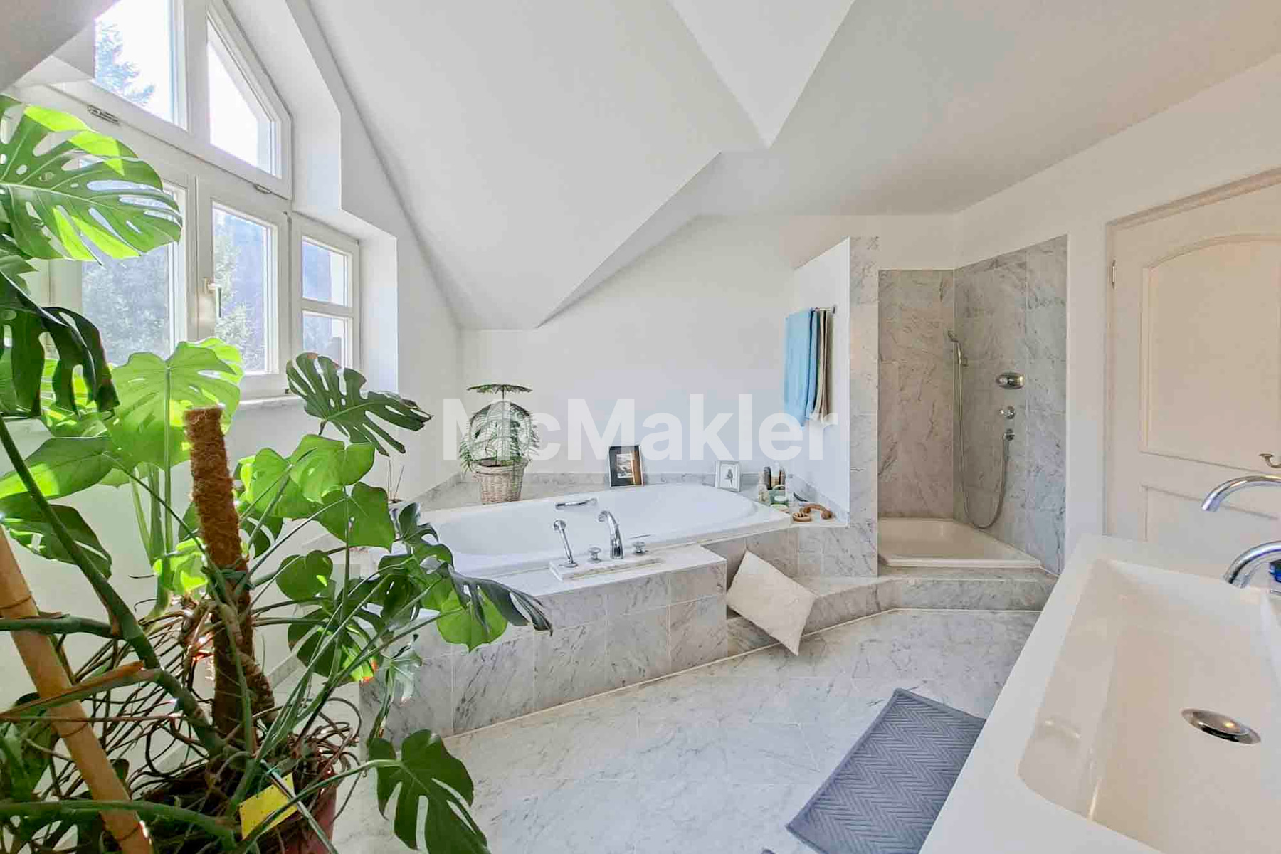 Property view 10