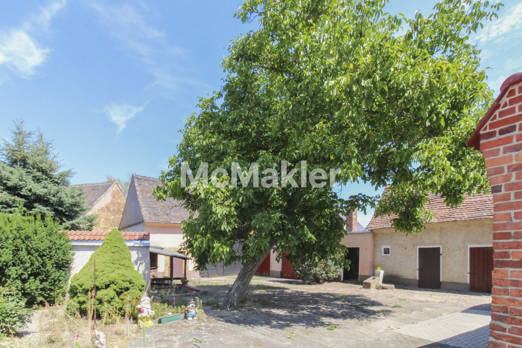 Property view 16