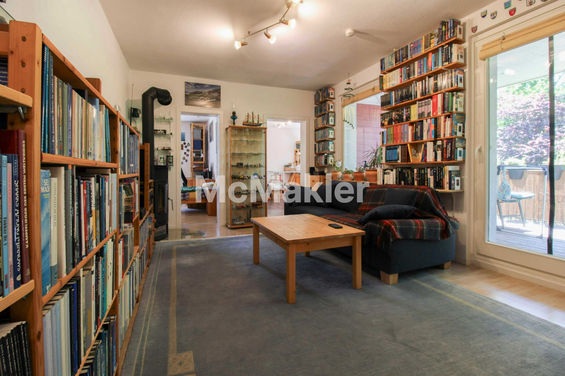 Schön geschnittene 3-Zimmer-Wohnung mit Wohlfühlfaktor im Grünen für Kapitalanleger und Selbstnutzer