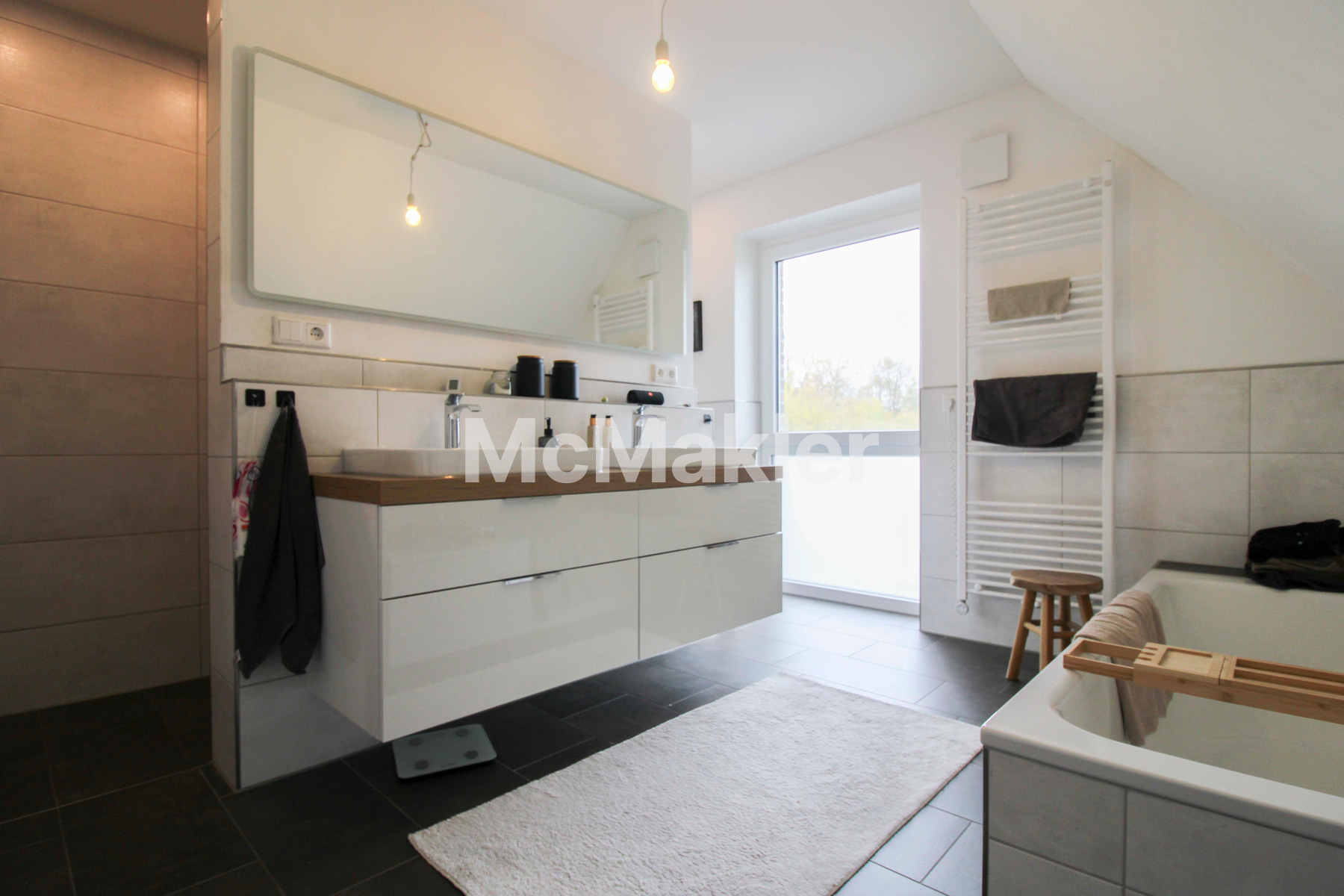 Property view 13