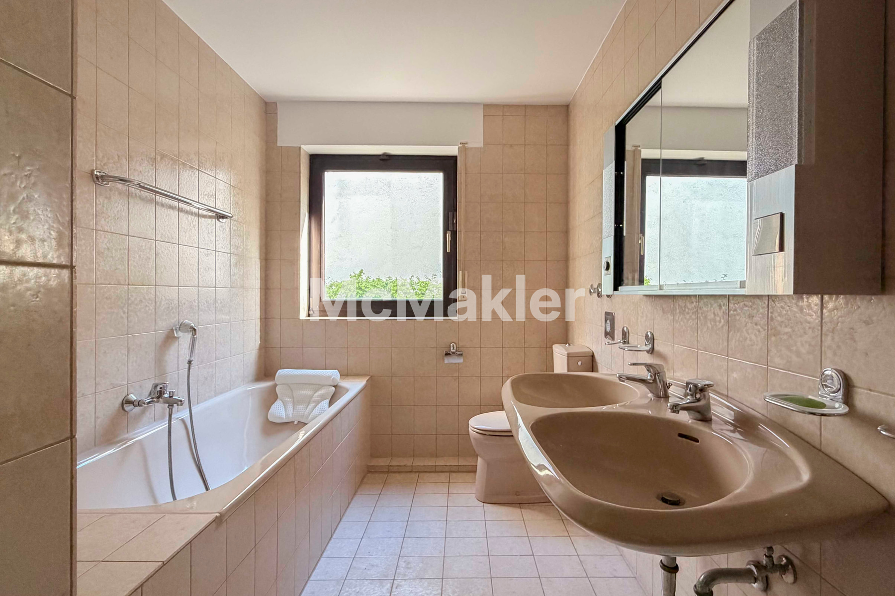 Property view 6