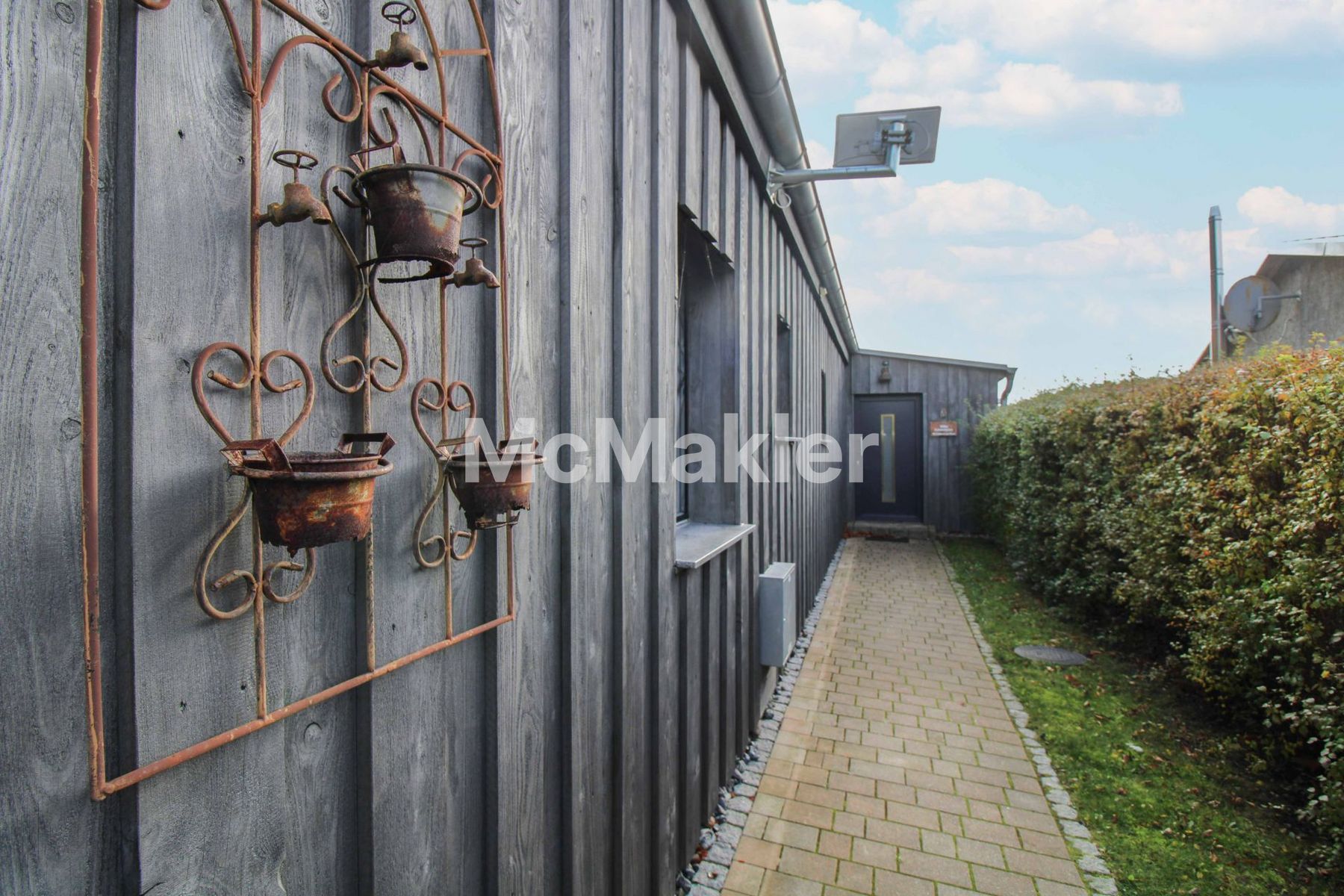 Property view 23