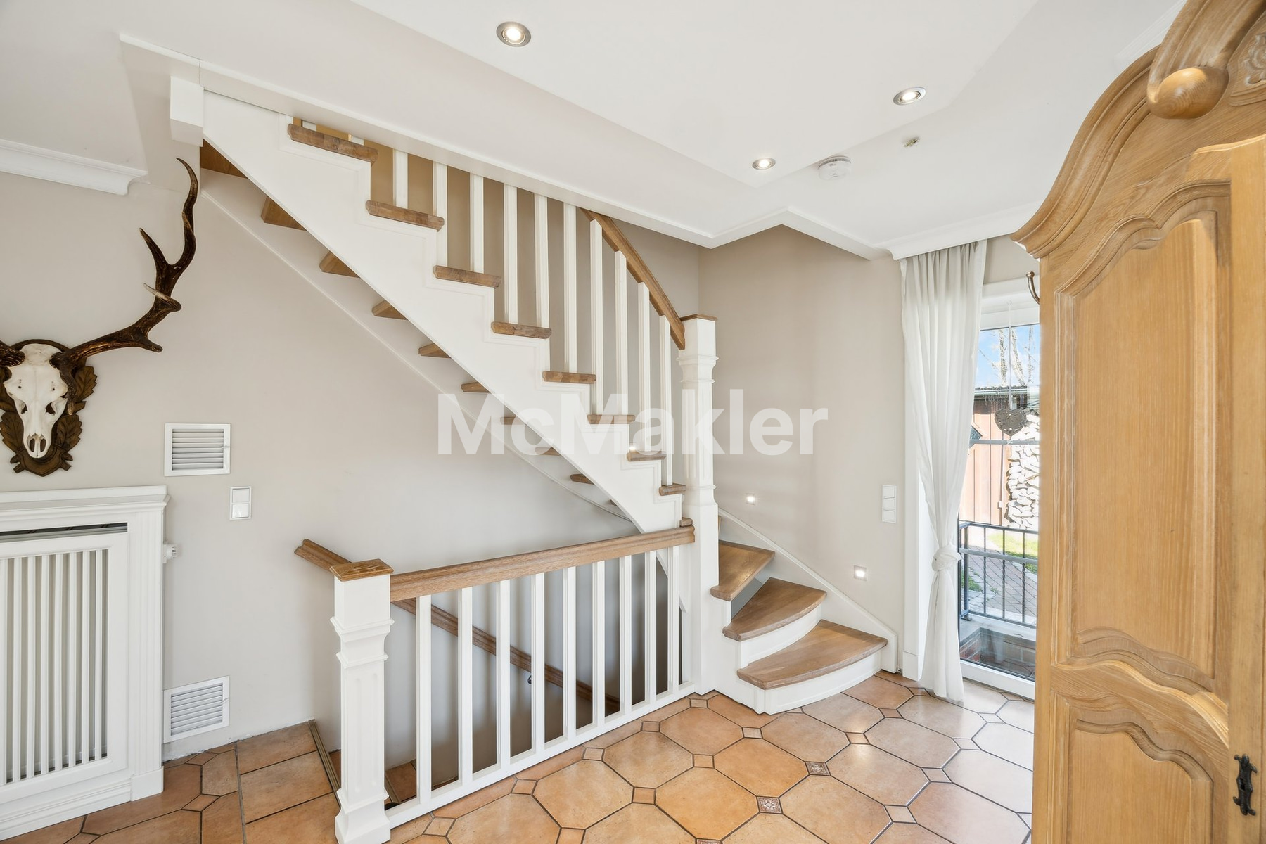Property view 18