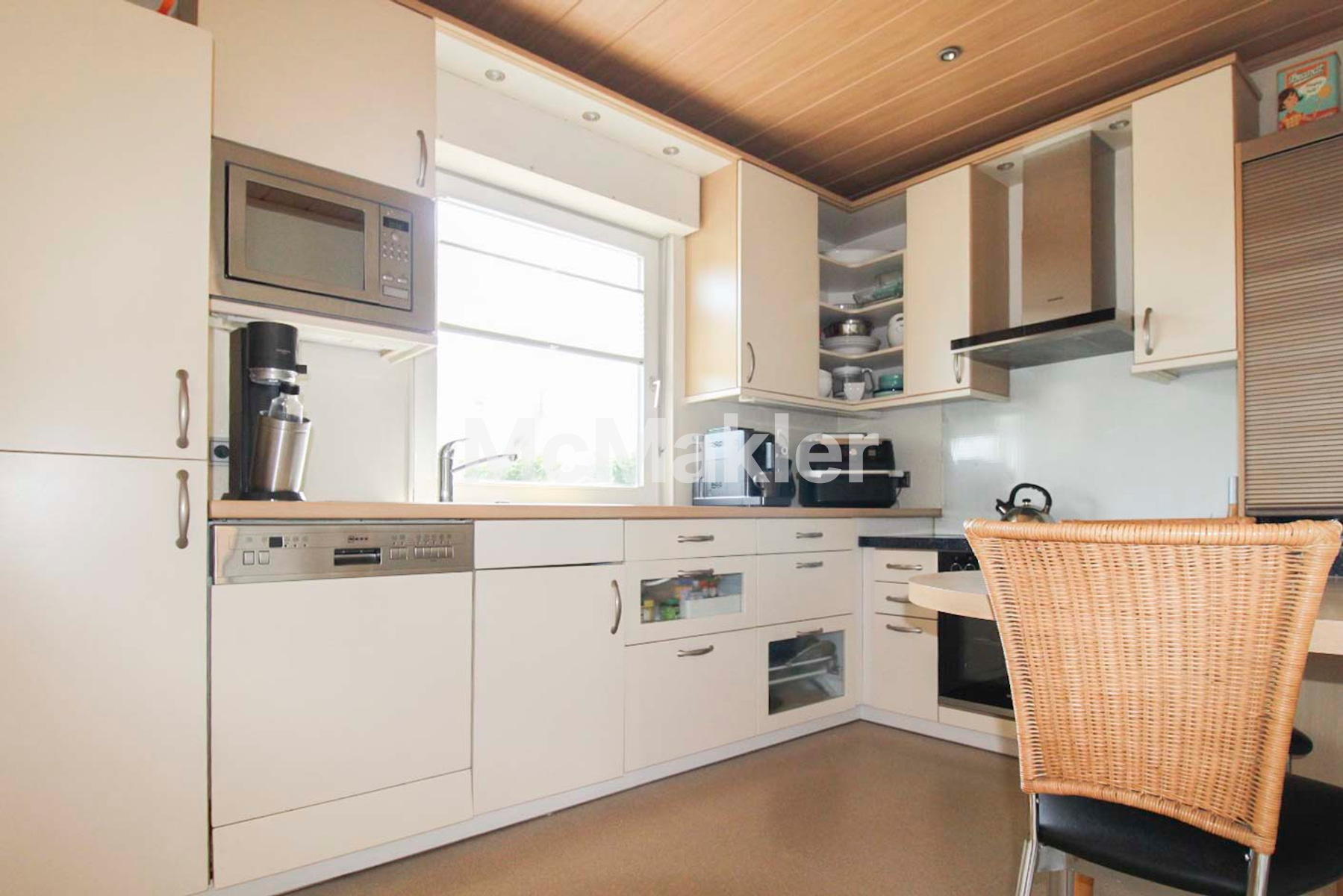 Property view 11