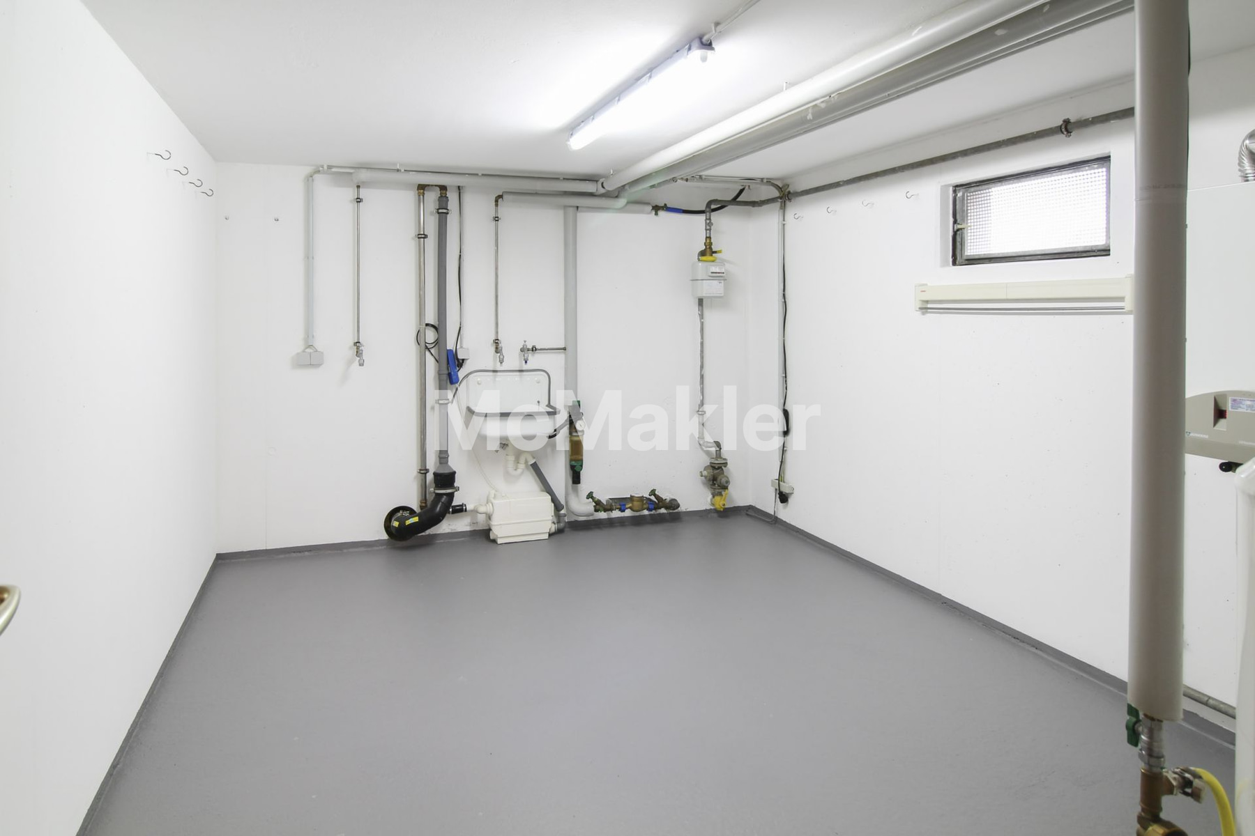 Property view 18