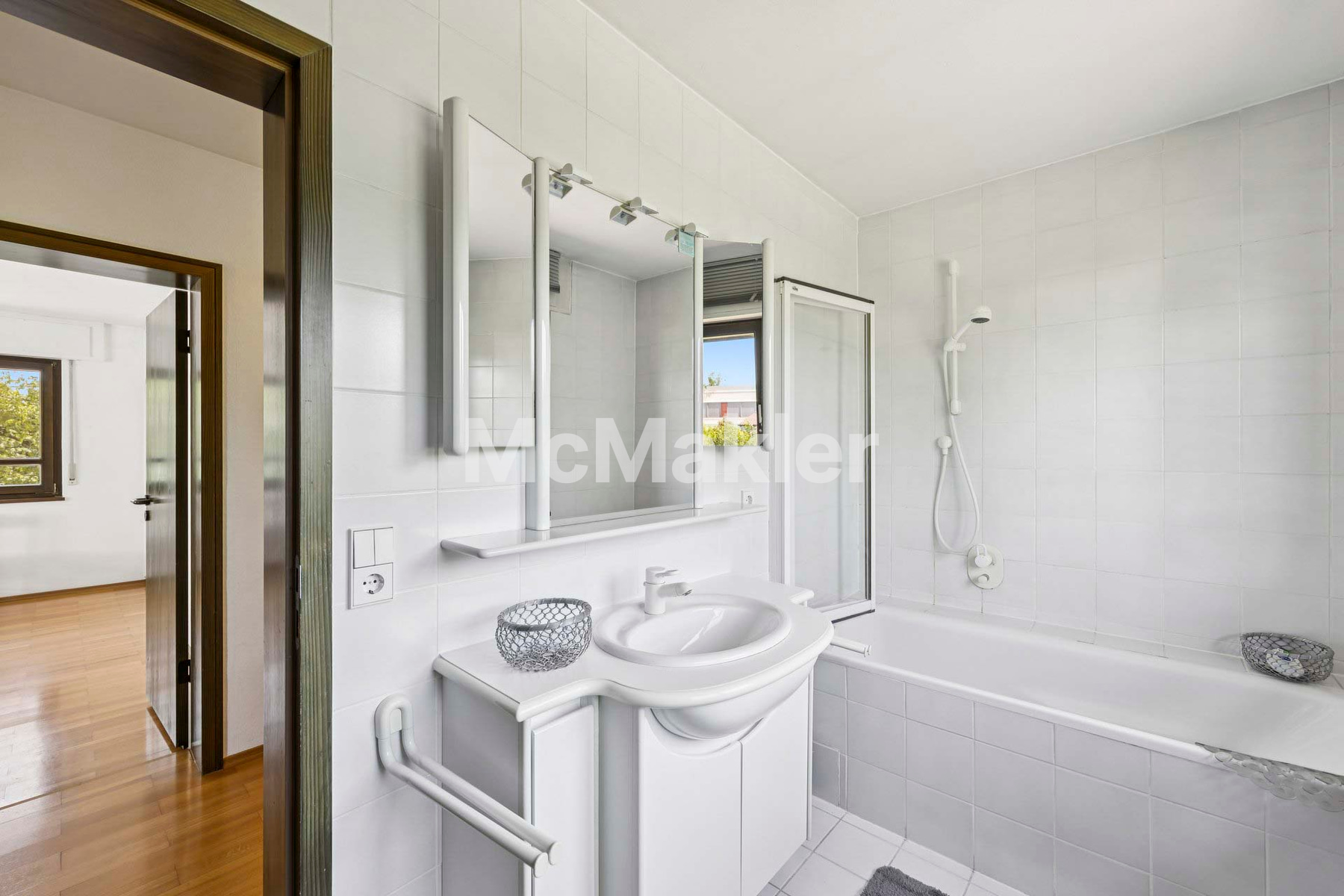 Property view 16