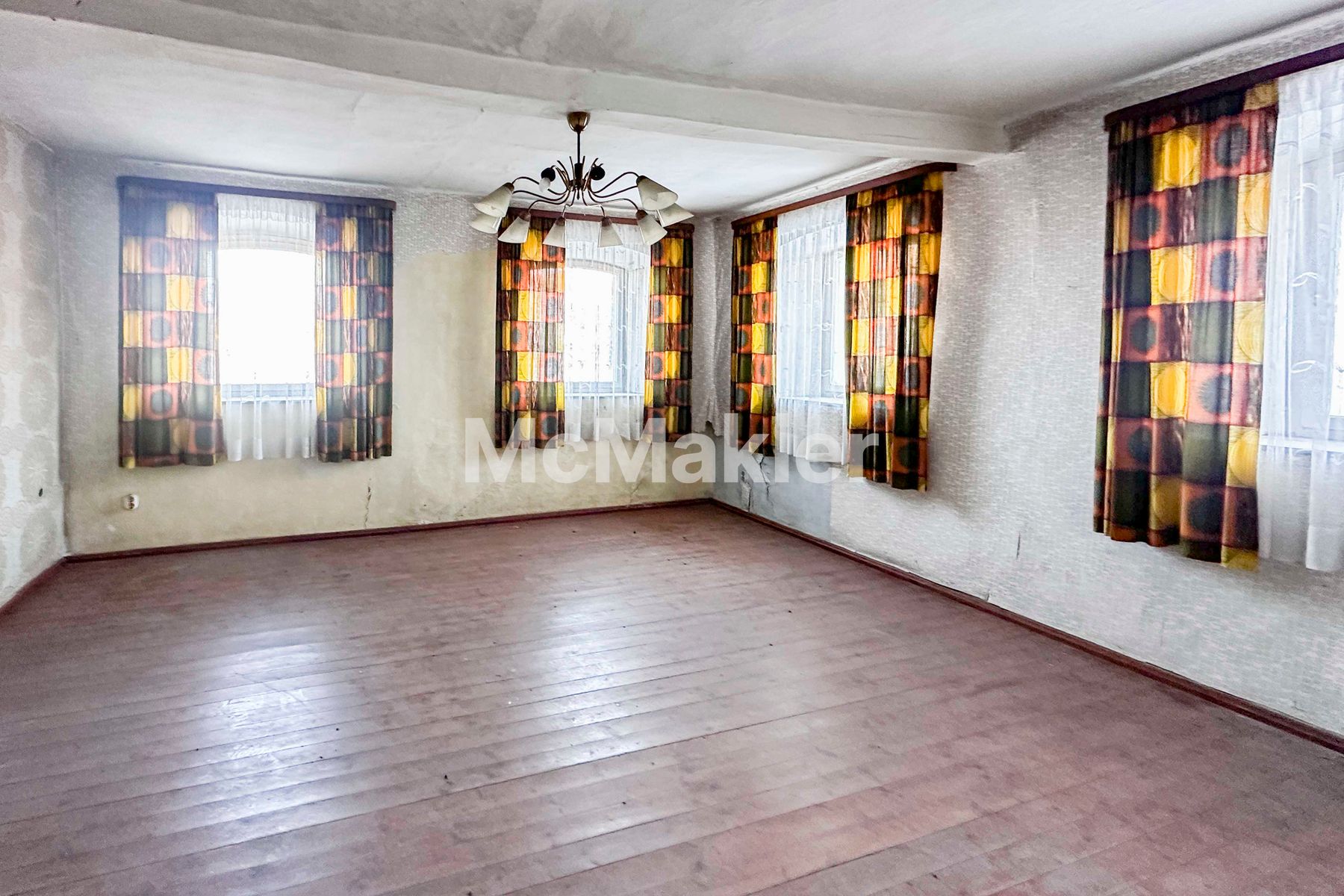 Property view 11