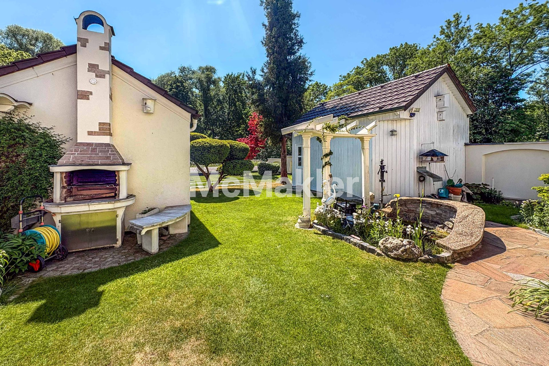 Property view 23