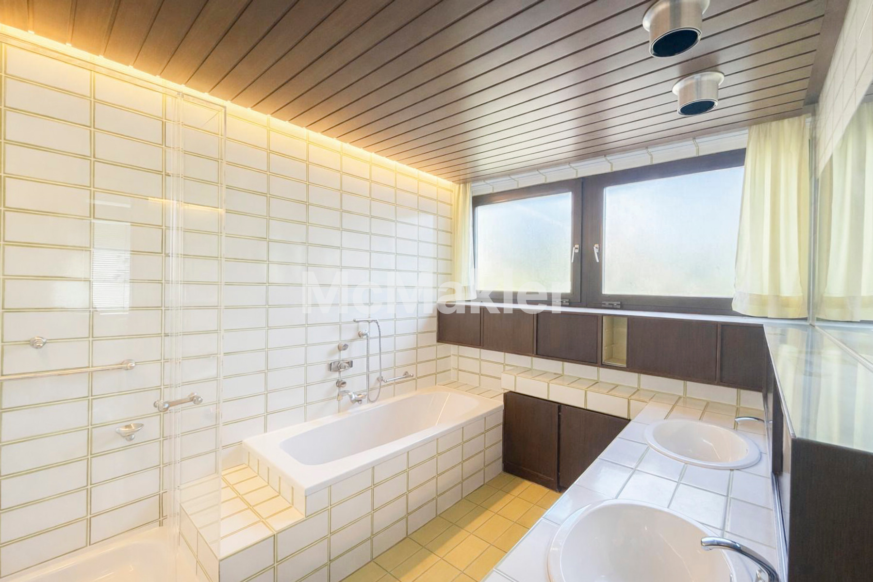 Property view 20