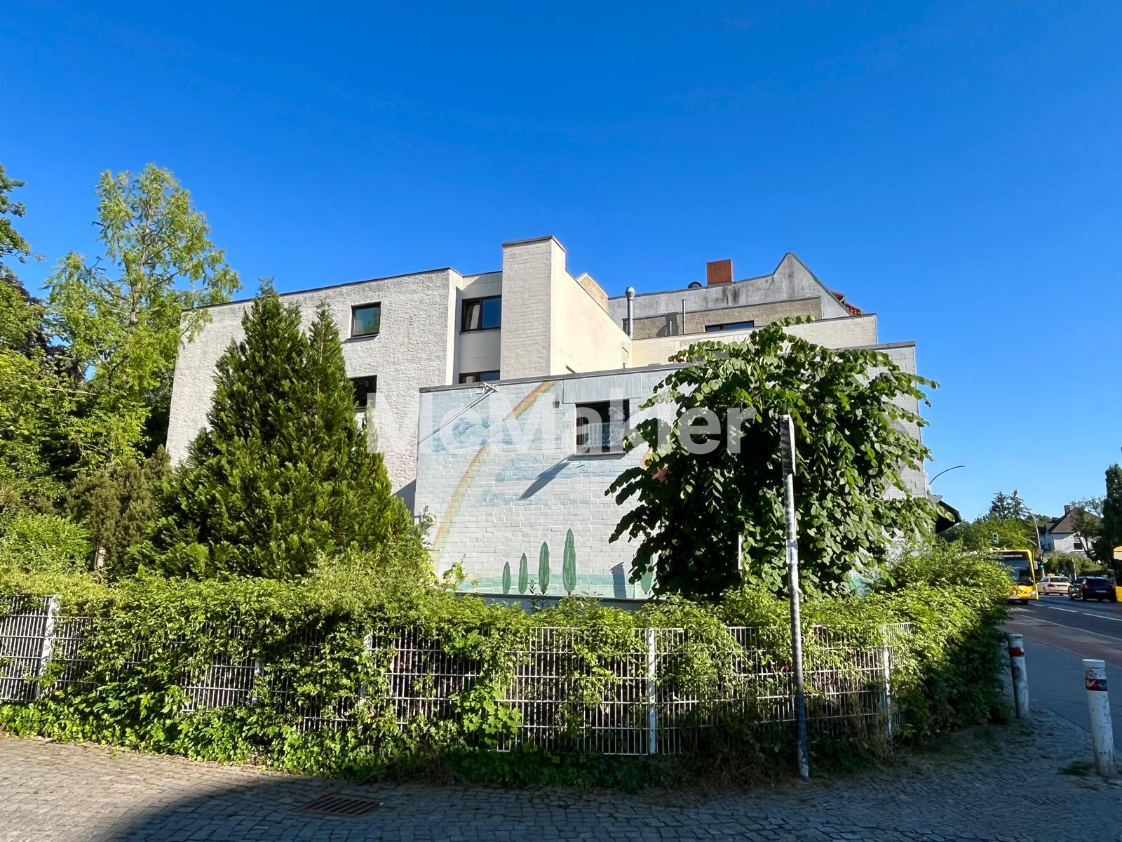 Wird bezugsfrei! 3-Zimmer-Wohnung mit Balkon und Tiefgarage im Herzen von Berlin Zehlendorf