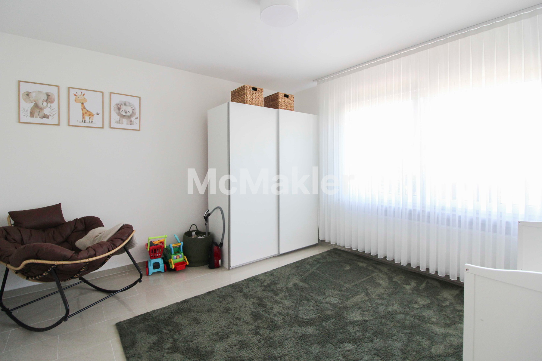Property view 16