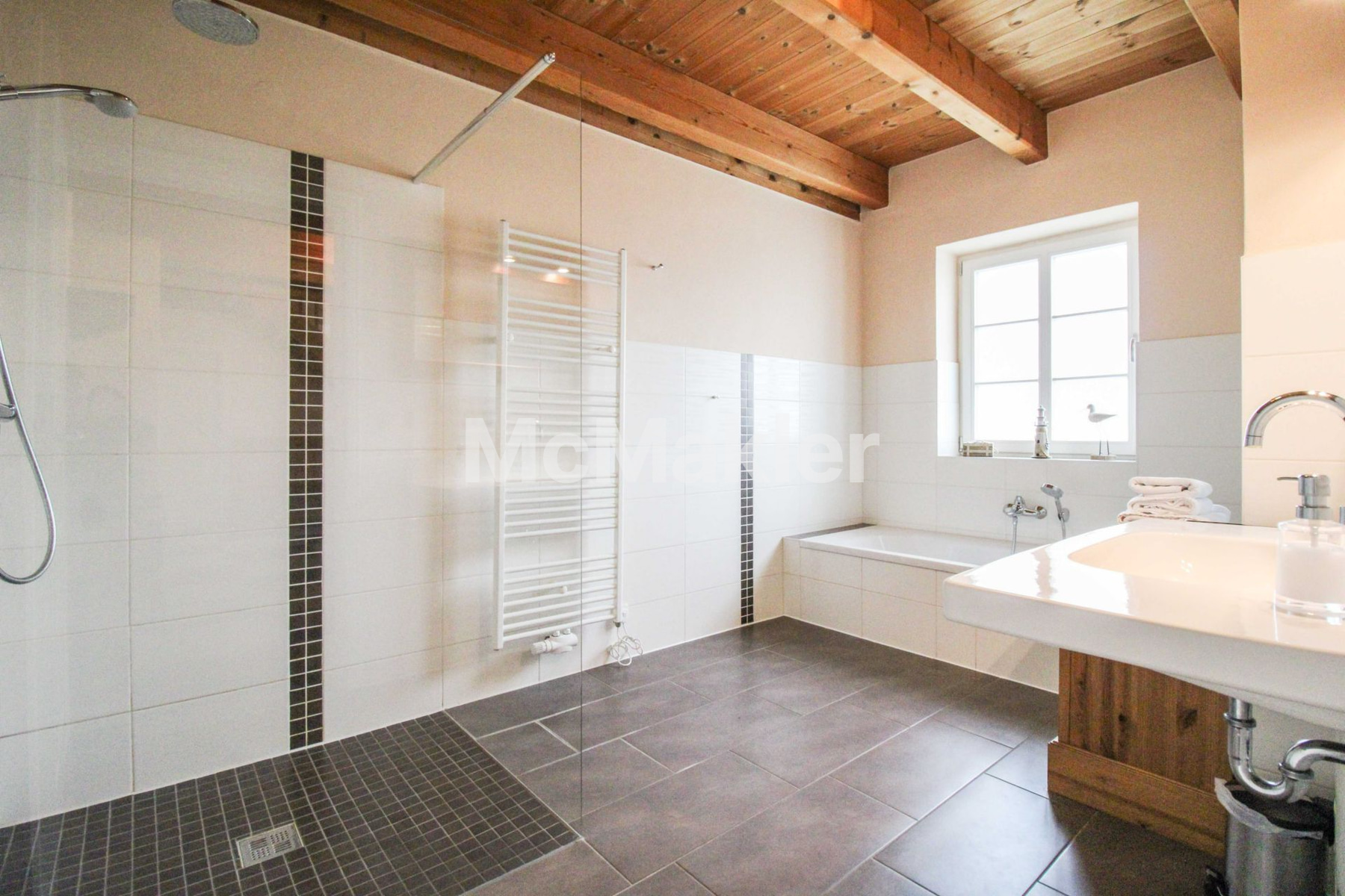 Property view 15