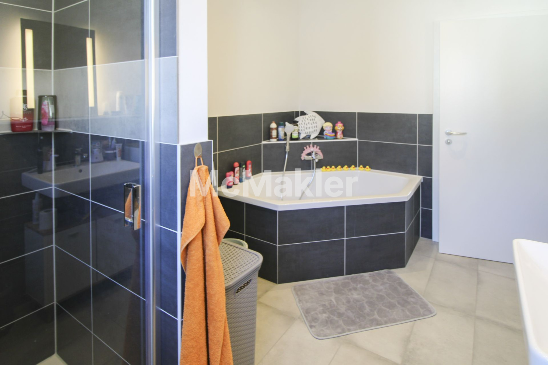 Property view 13