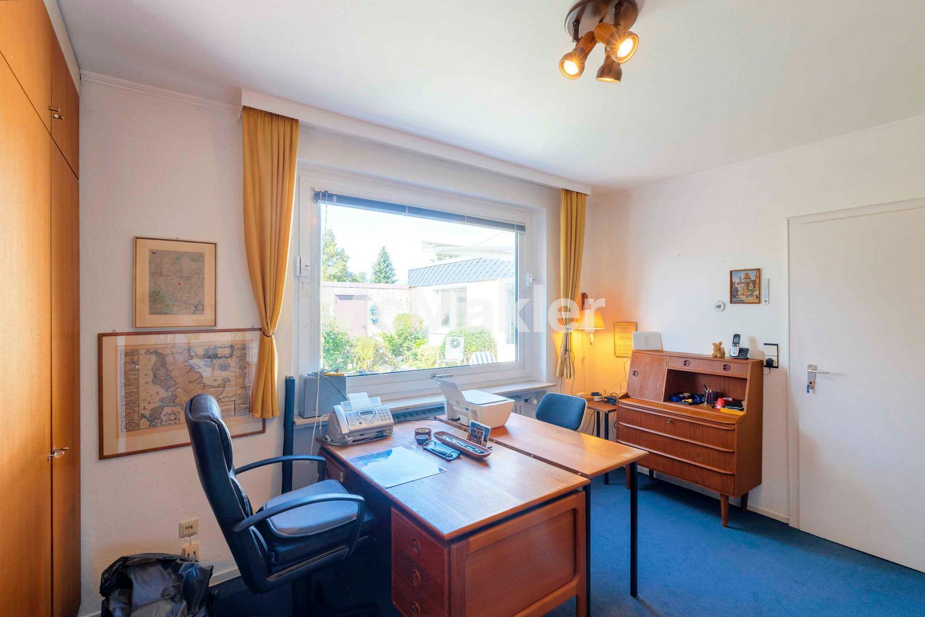 Gemütlicher Bungalow mit Garten und Garage sowie viel Potenzial mitten