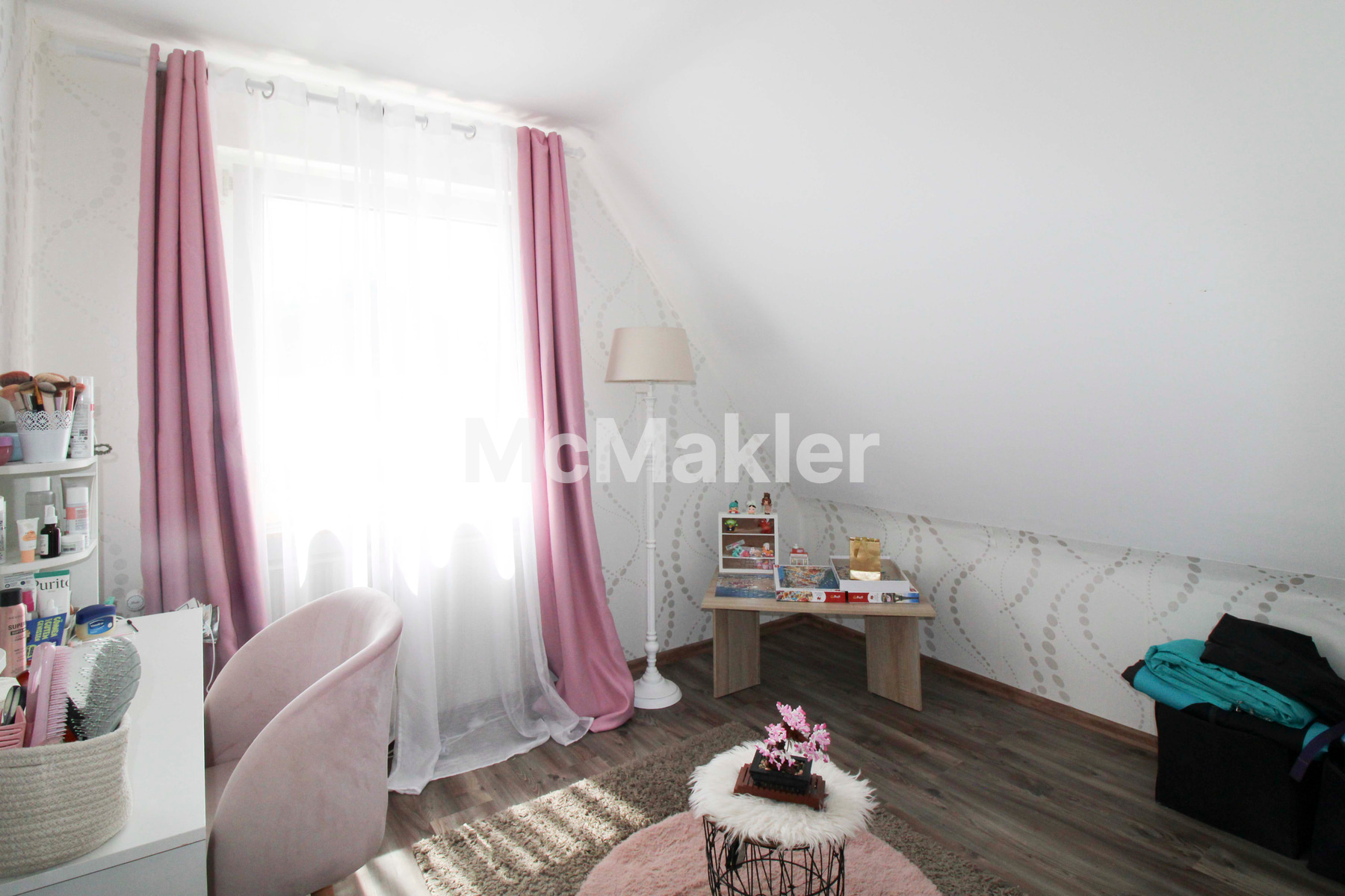 Property view 12