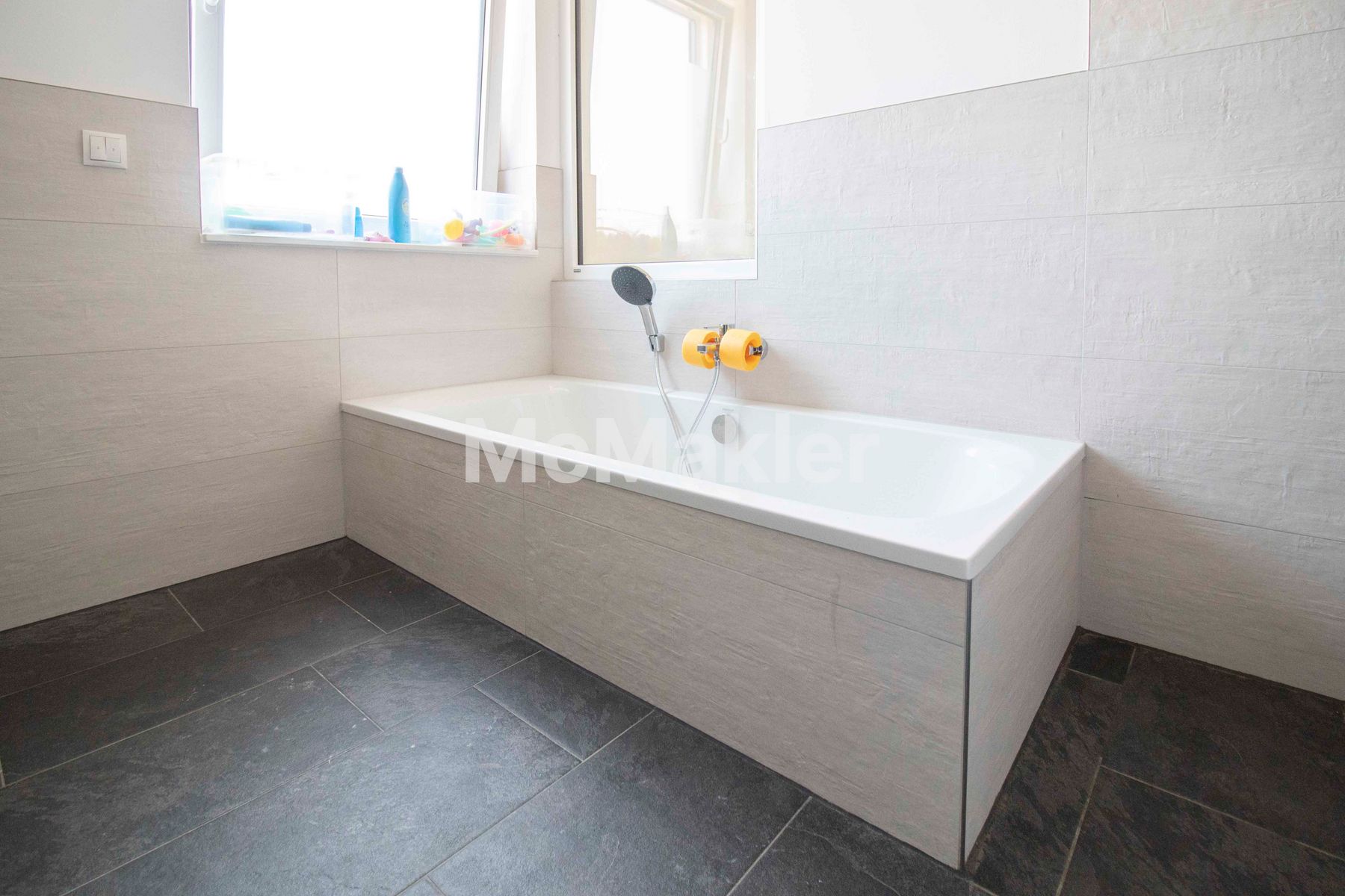 Property view 17