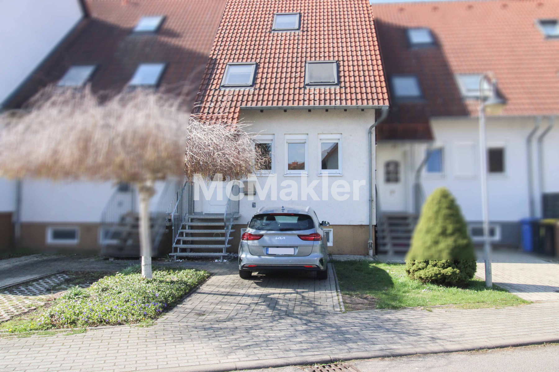 Familienfreundliche 5 Zimmer mit Terrasse und Gartenanteil - Sofort Bezugsfrei