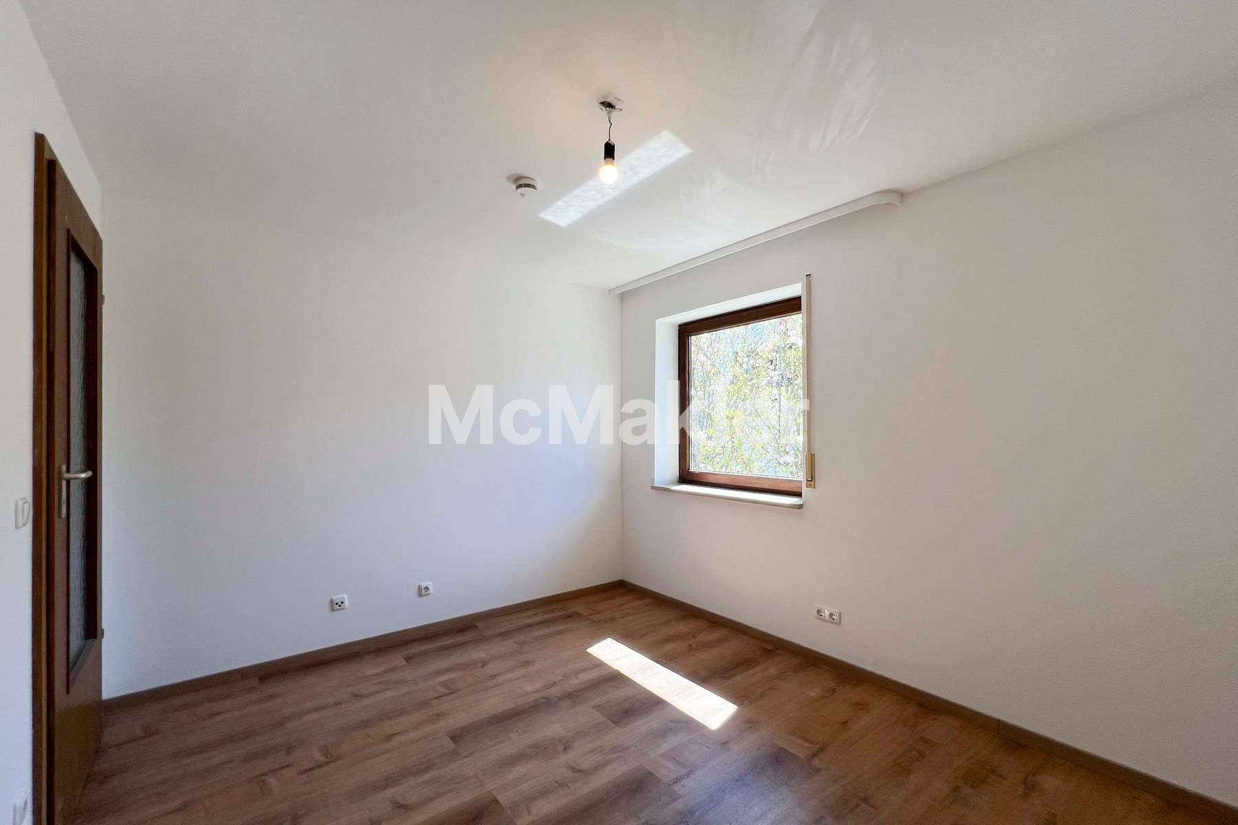 Property view 21
