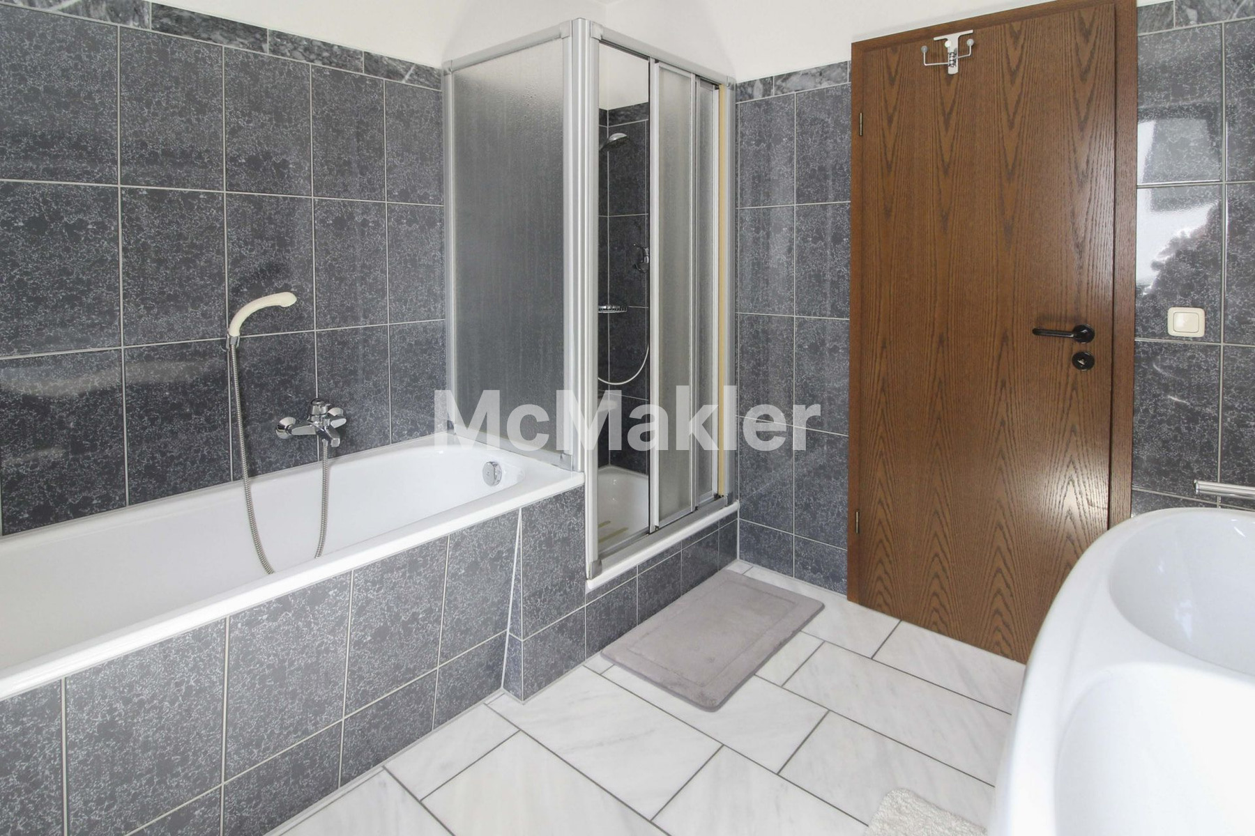 Property view 16