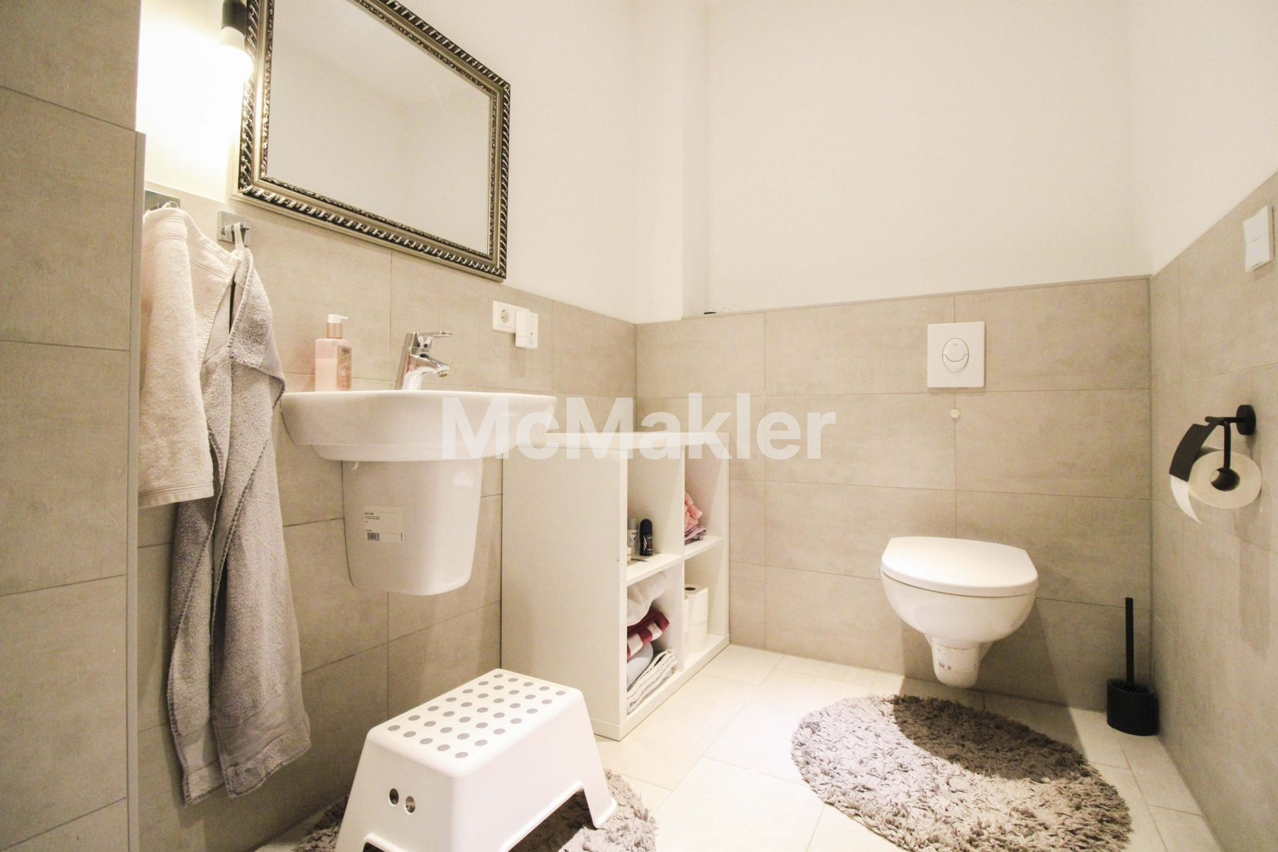 Property view 16