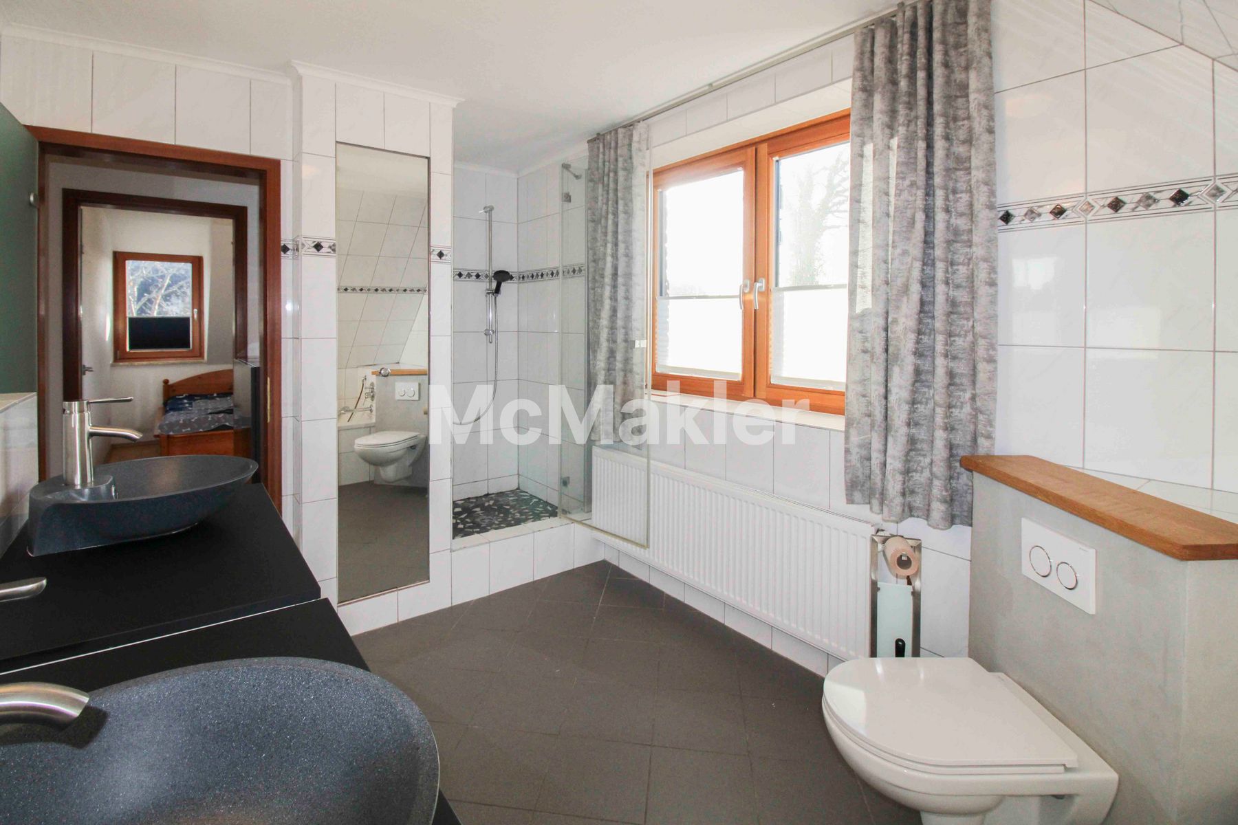 Property view 11