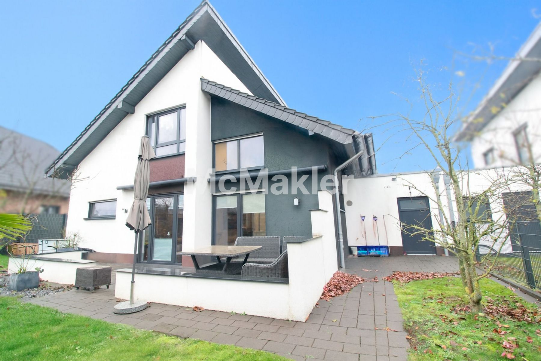Property view 18