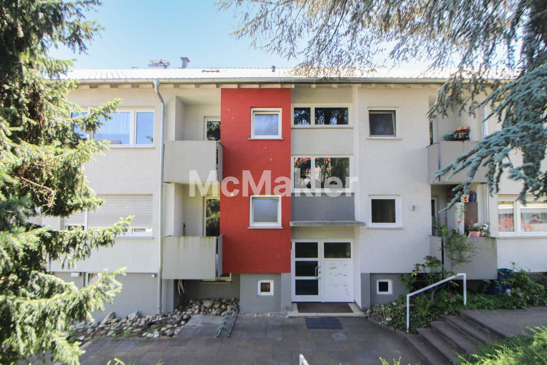 3-Zimmer-Wohnung im Hochparterre mit 2 Balkonen in Filderstadt-Bernhausen