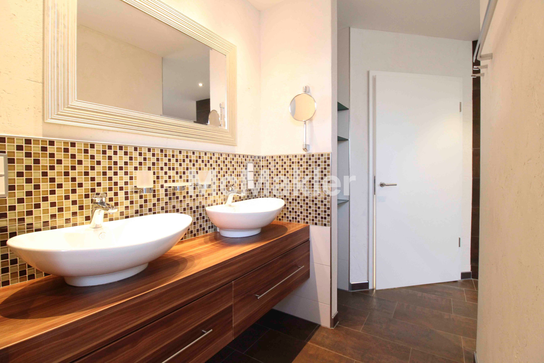 Property view 12